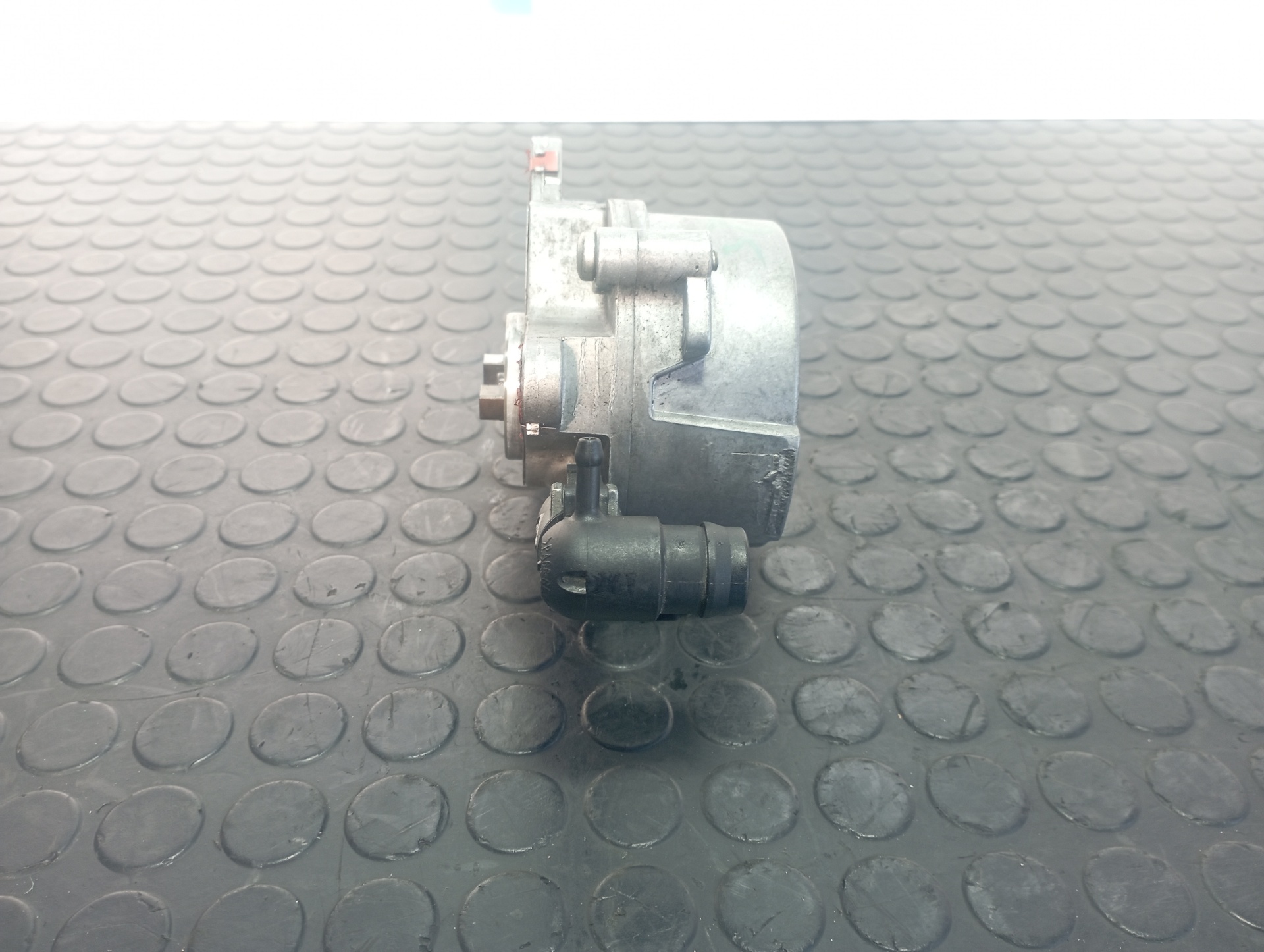 DEPRESOR FRENO / BOMBA VACIO NISSAN QASHQAI (J10) - vista 2