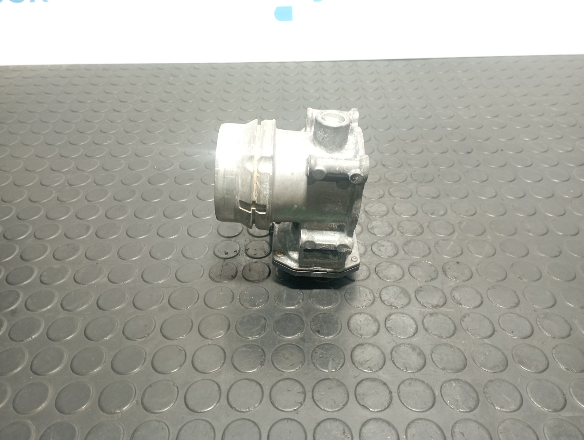 CAJA MARIPOSA VOLVO XC 40 - vista 2