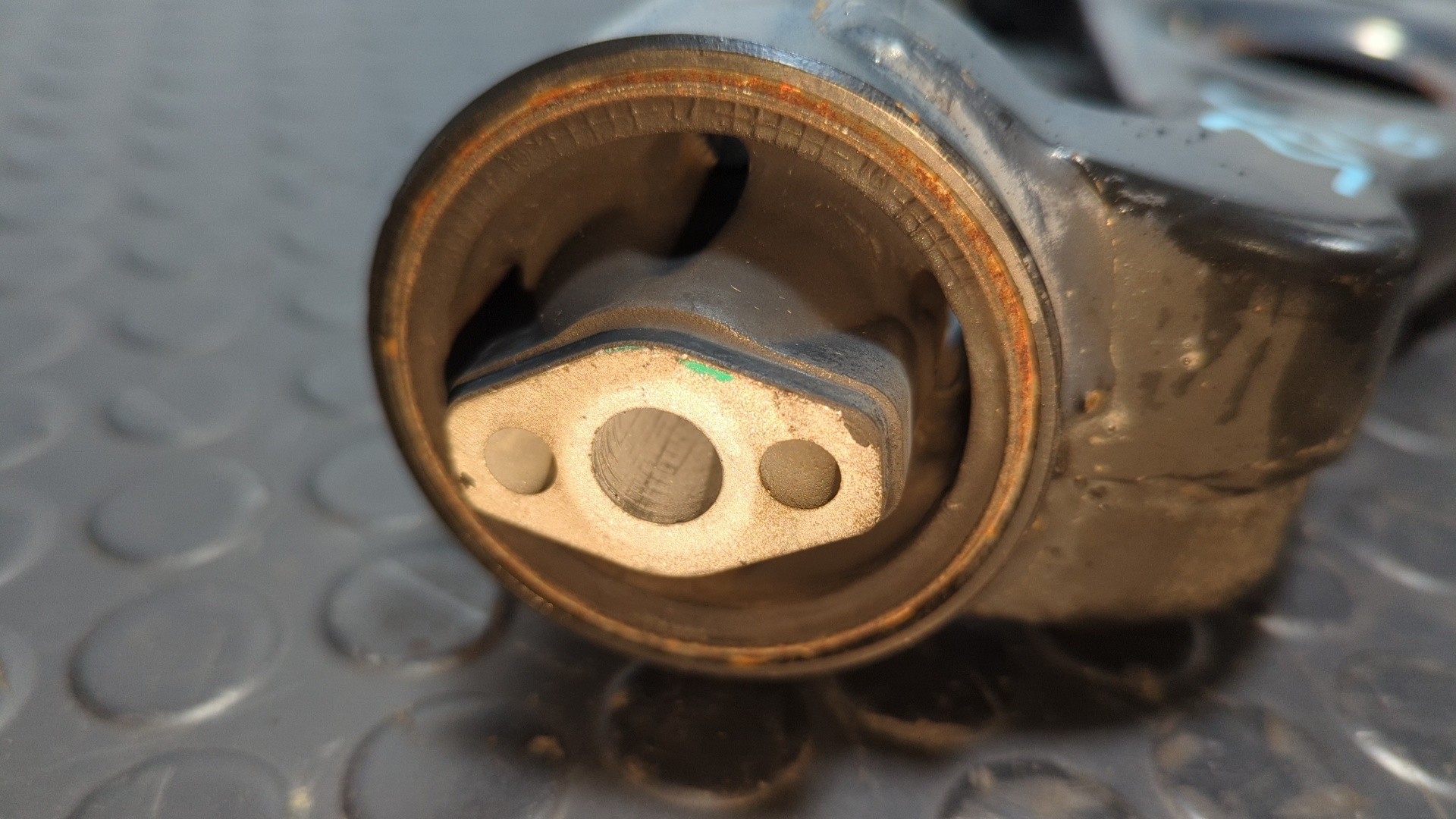 BRAZO DERECHO INFERIOR DELANTERO OPEL MOKKA X - vista 4