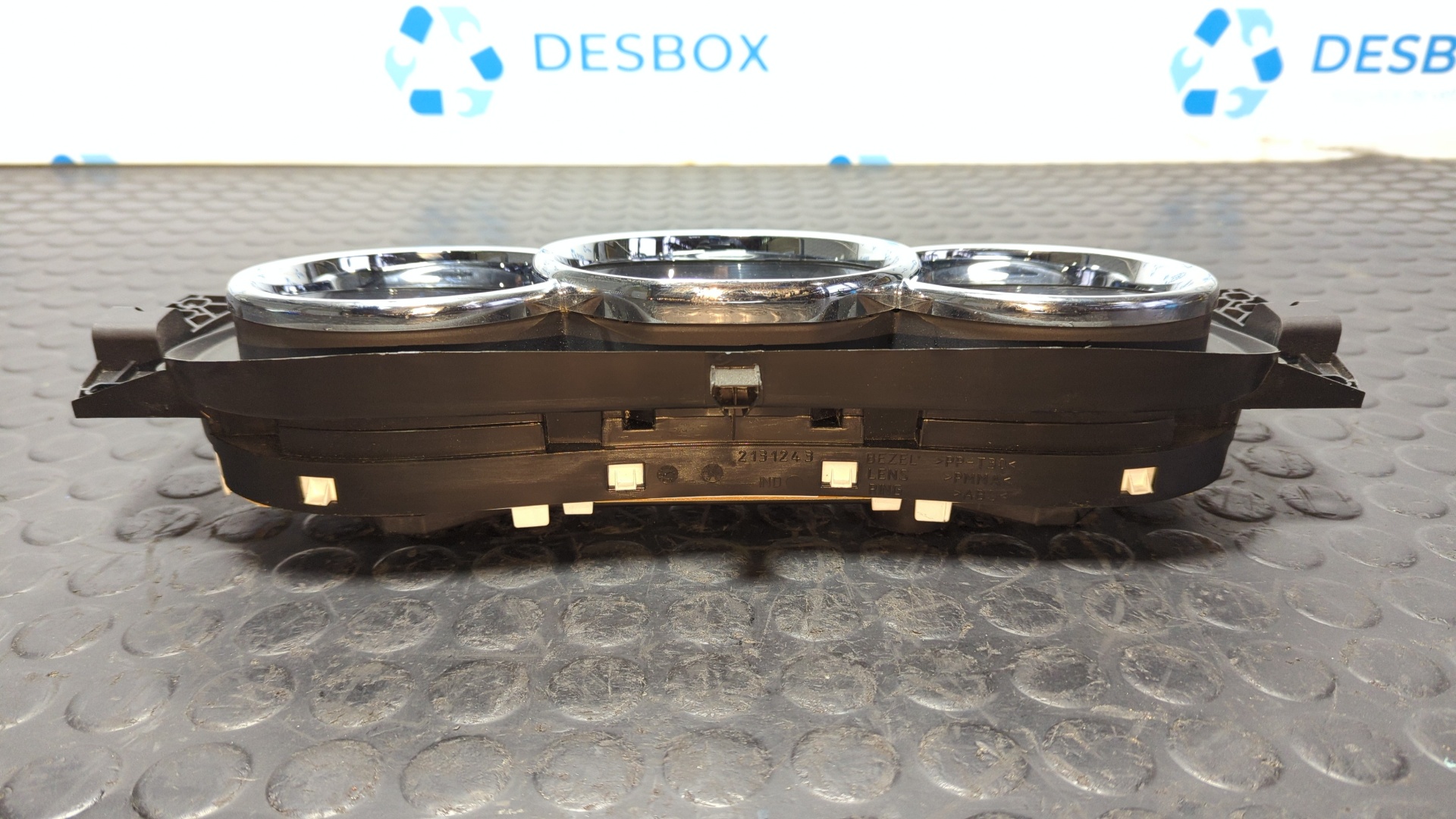 CUADRO INSTRUMENTOS DACIA DUSTER - vista 4