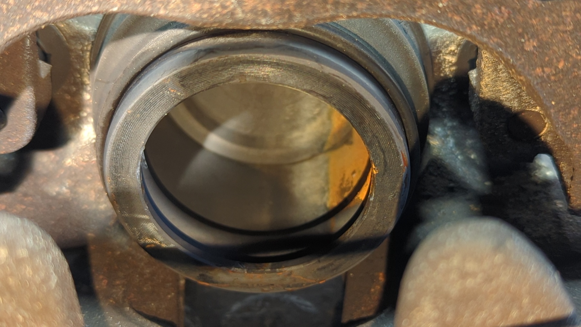 PINZA DE FRENO DELANTERA IZQUIERDA FORD C-MAX (CB3) - vista 4