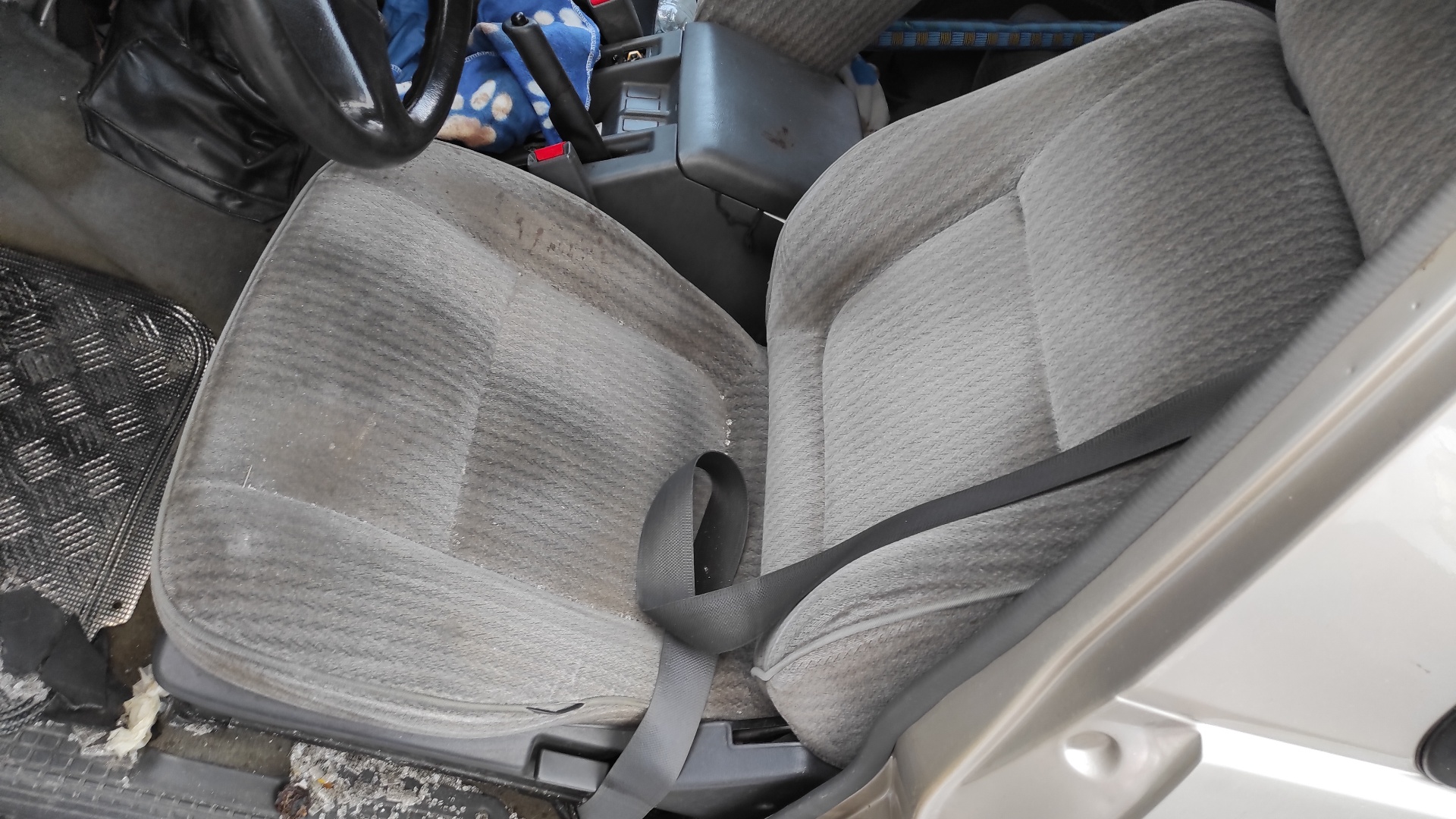 VOLANTE NISSAN PATROL GR (Y60) - vista 3