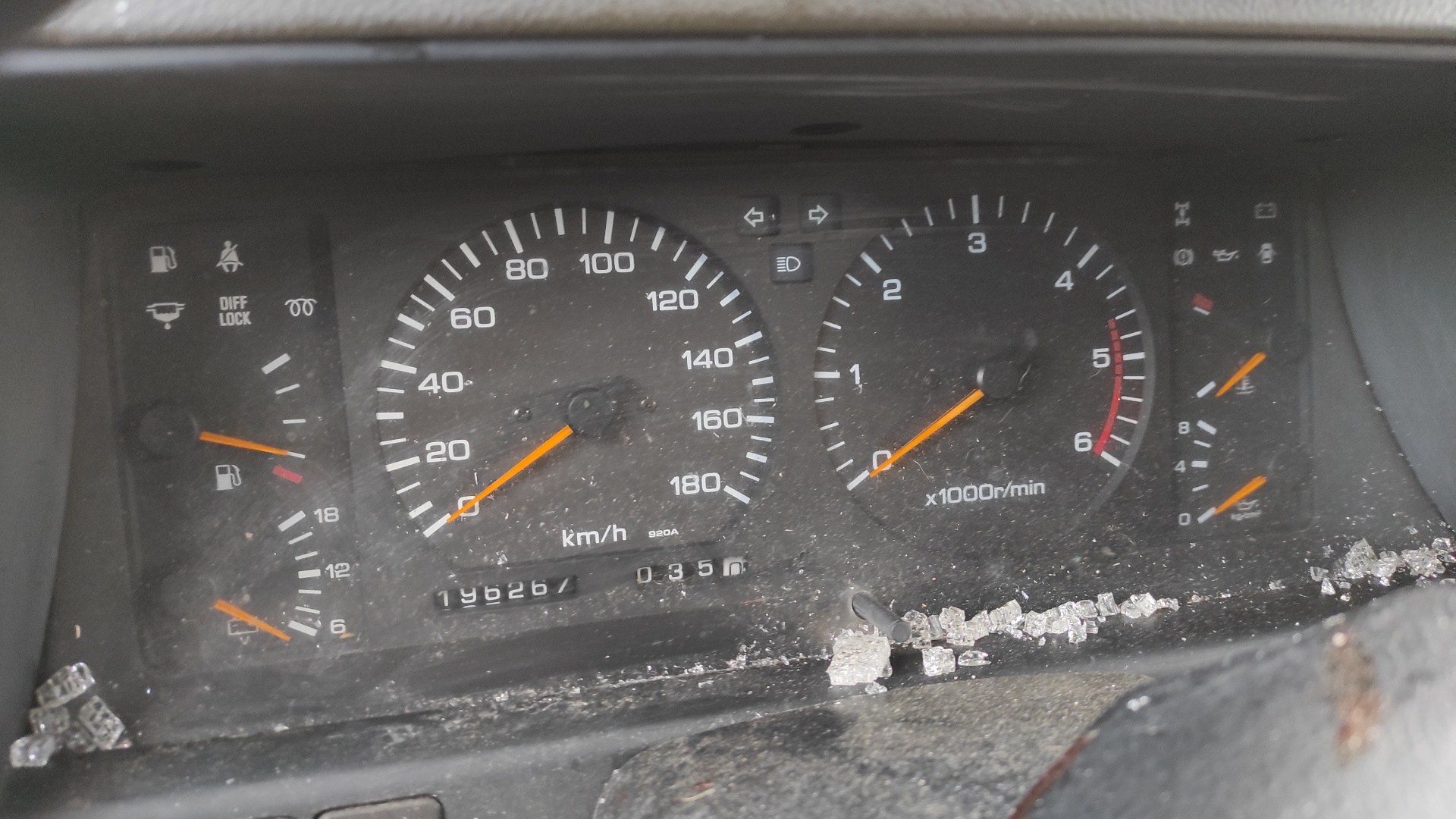 VOLANTE NISSAN PATROL GR (Y60) - vista 17