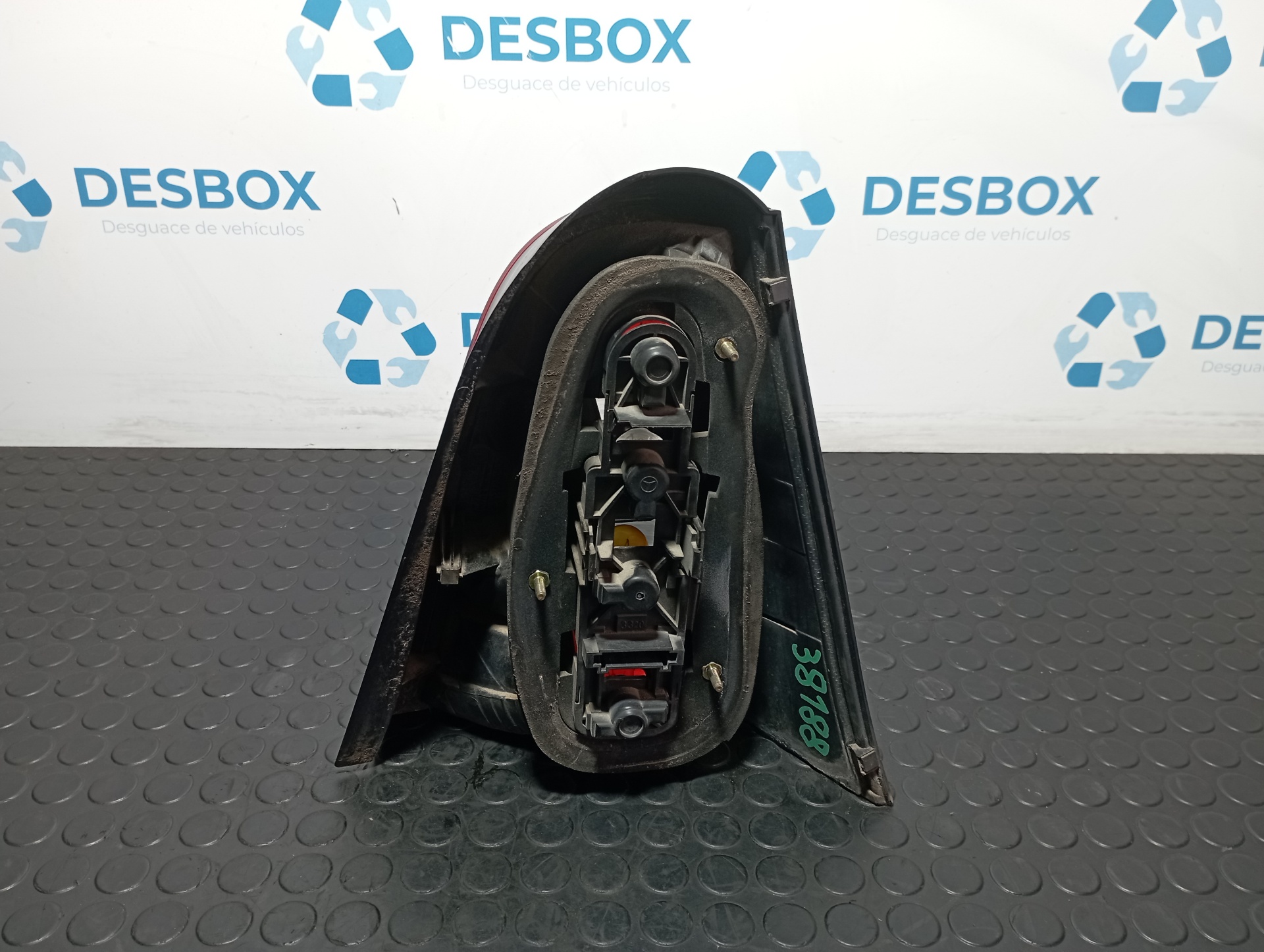 PILOTO TRASERO IZQUIERDO MERCEDES-BENZ CLASE A (W168) - vista 4