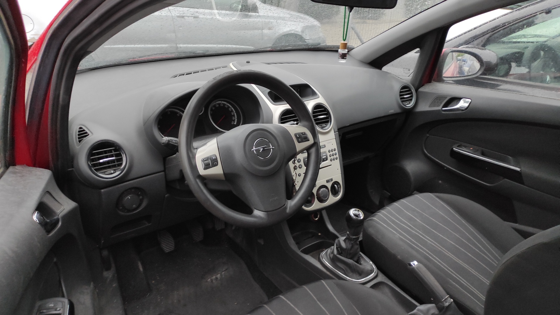 PUERTA DELANTERA DERECHA OPEL CORSA D - vista 4