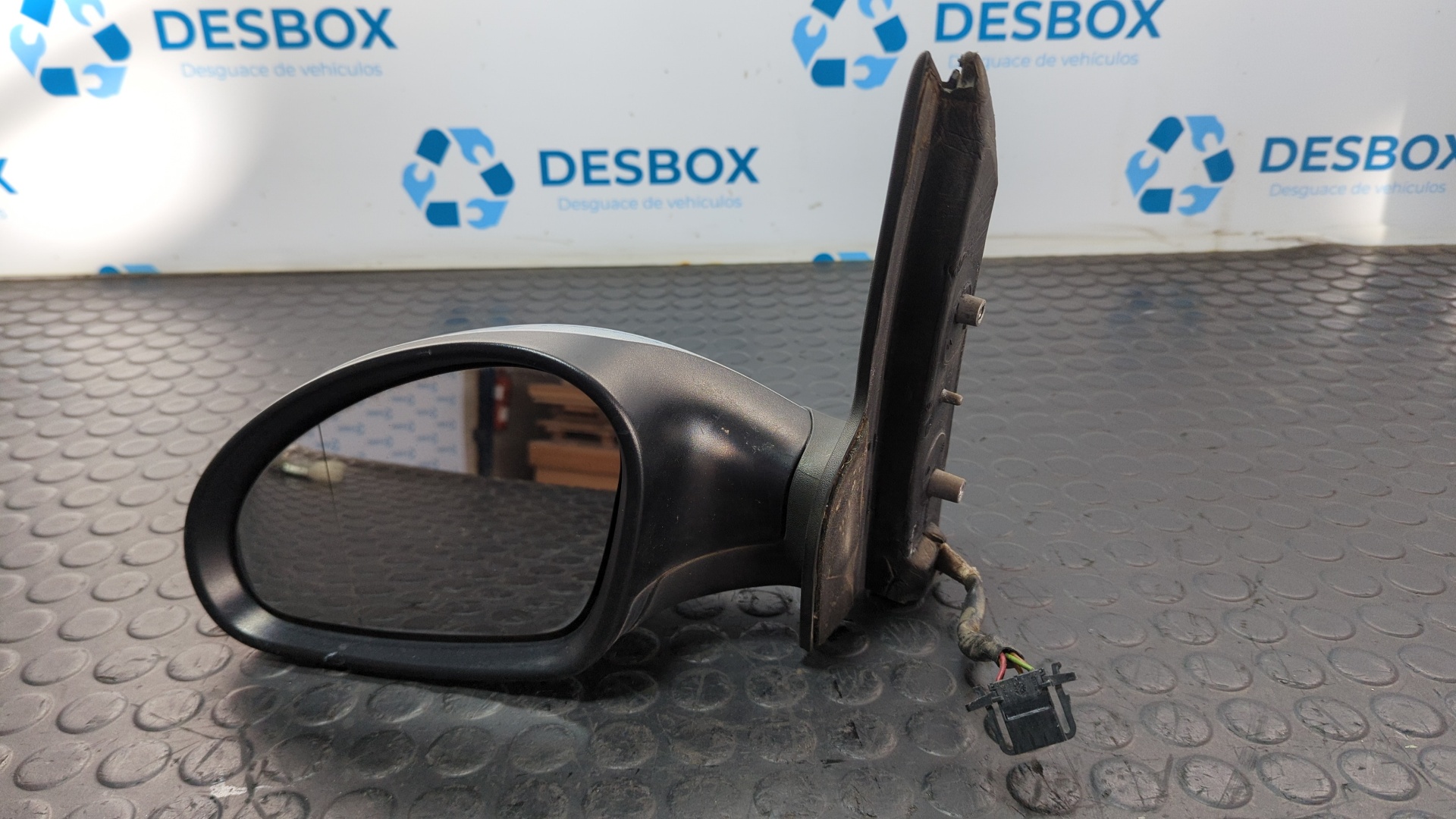 RETROVISOR IZQUIERDO SEAT TOLEDO (5P2)