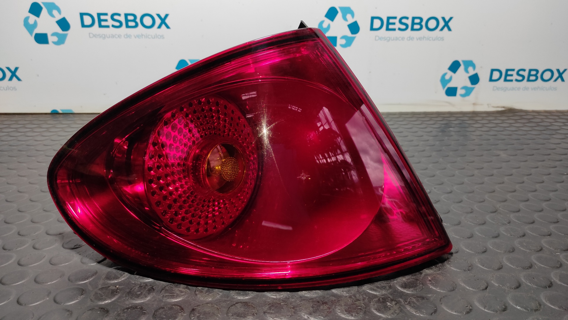 PILOTO TRASERO IZQUIERDO SEAT TOLEDO (5P2)