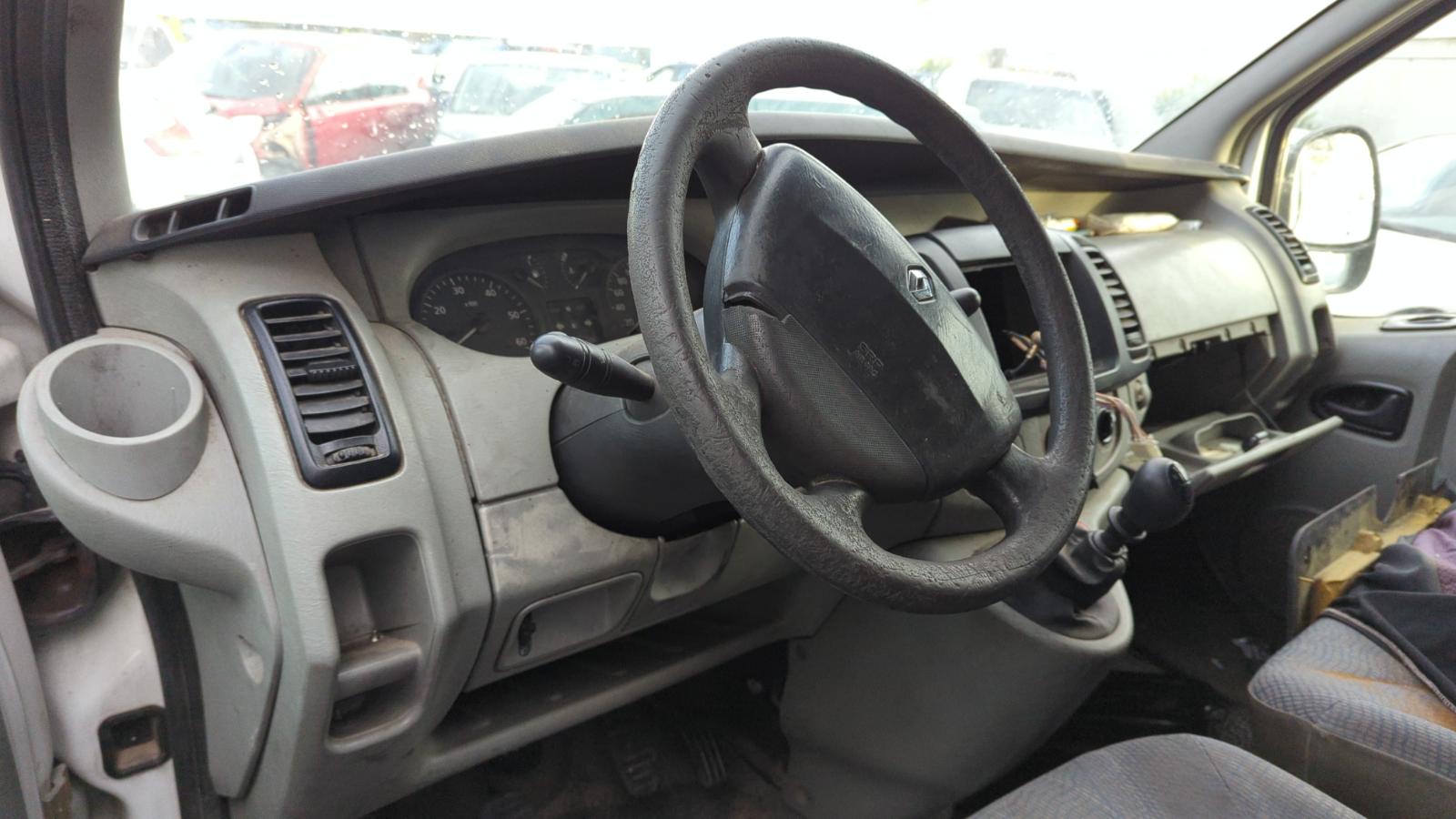 CINTURON DELANTERO IZQUIERDO RENAULT TRAFIC II Furgoneta - vista 5