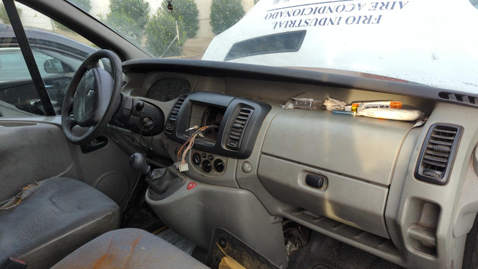 CINTURON DELANTERO IZQUIERDO RENAULT TRAFIC II Furgoneta - vista 11