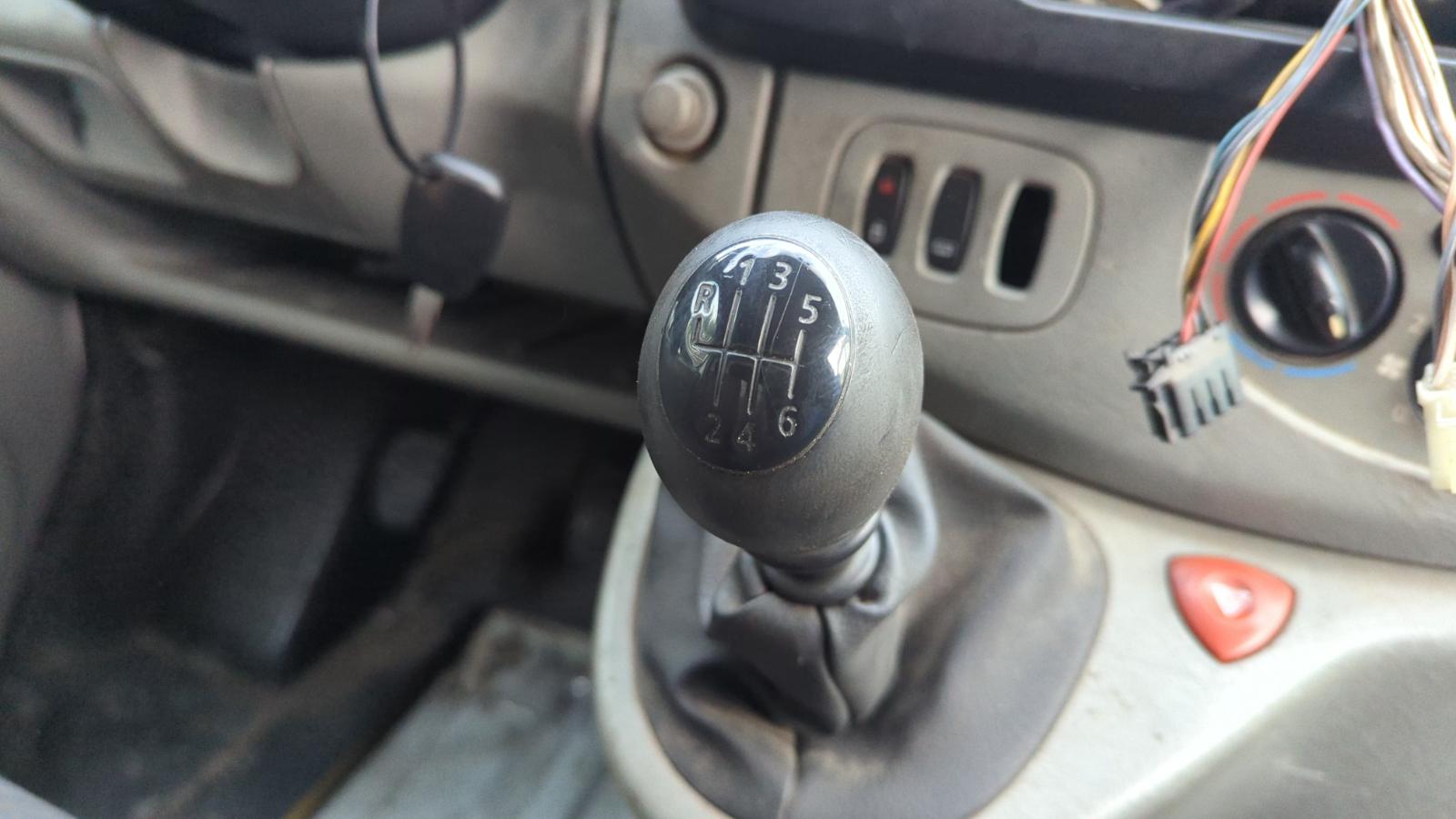 CINTURON DELANTERO IZQUIERDO RENAULT TRAFIC II Furgoneta - vista 12