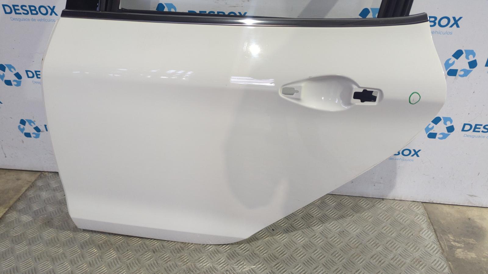 PUERTA TRASERA IZQUIERDA PEUGEOT 208 - vista 2