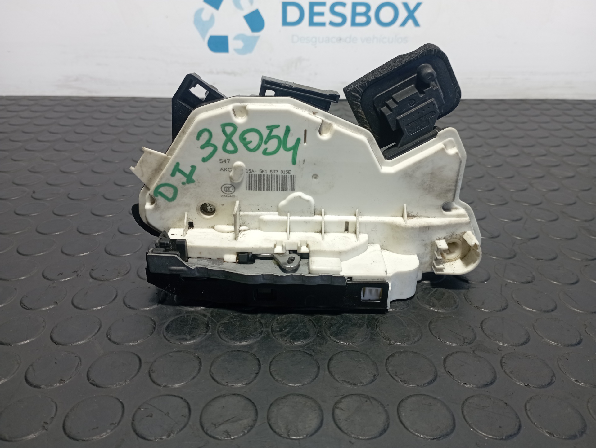 CERRADURA PUERTA DELANTERA IZQUIERDA VOLKSWAGEN GOLF VII LIM.