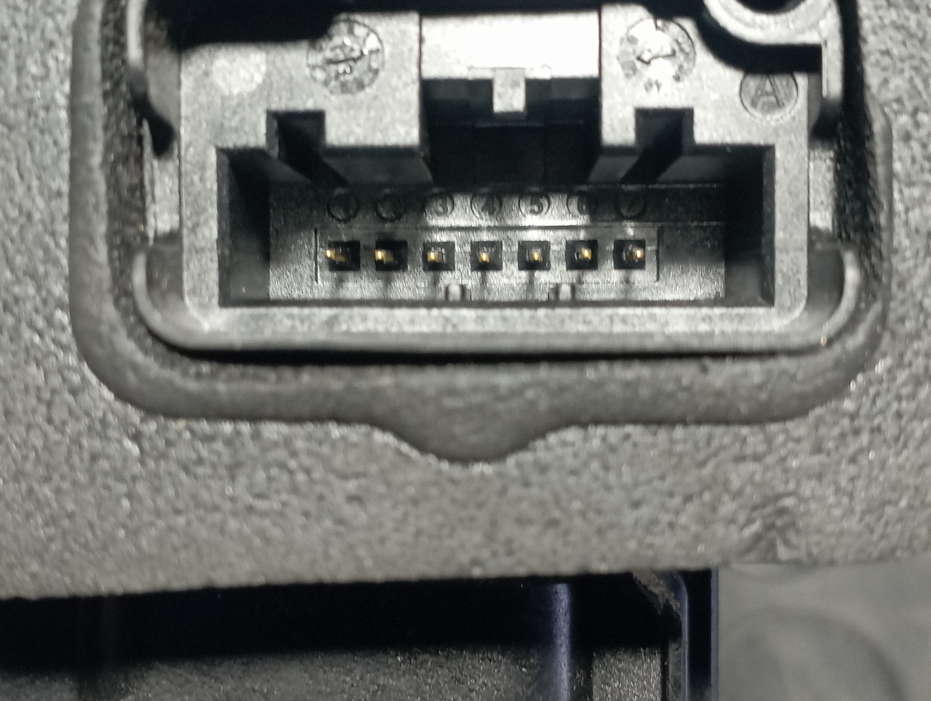 CERRADURA PUERTA DELANTERA DERECHA VOLKSWAGEN GOLF VII LIM. - vista 4