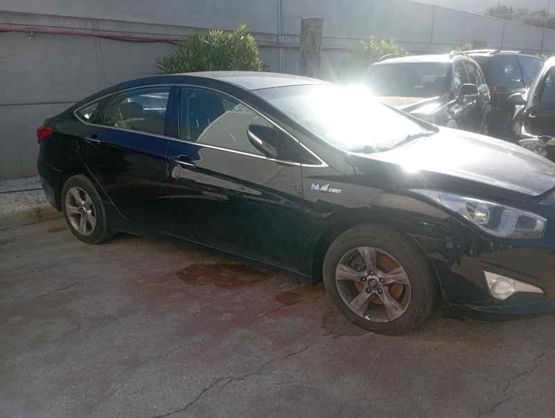 PUERTA DELANTERA DERECHA HYUNDAI I40