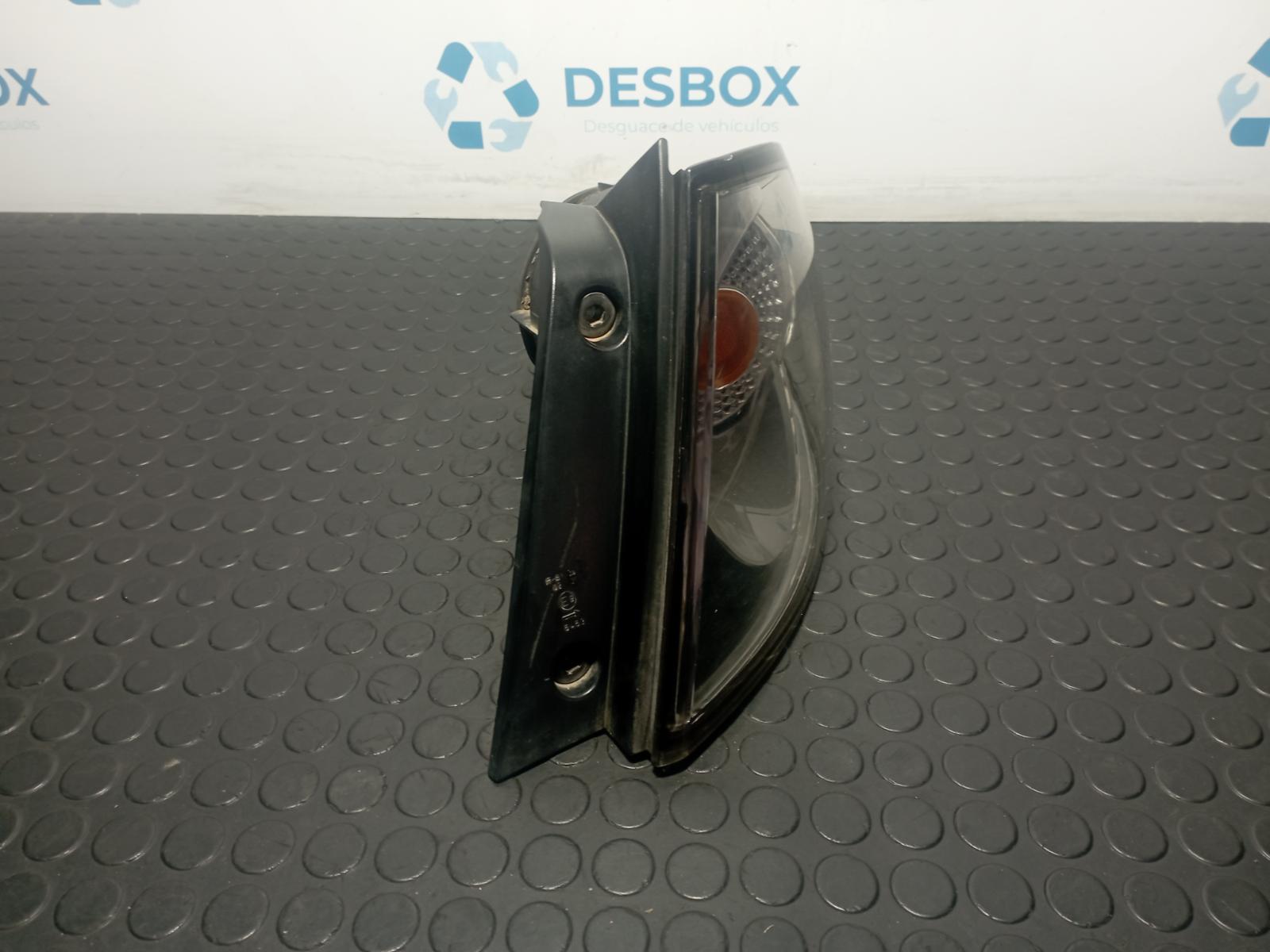 PILOTO TRASERO DERECHO SEAT TOLEDO (5P2) - vista 2