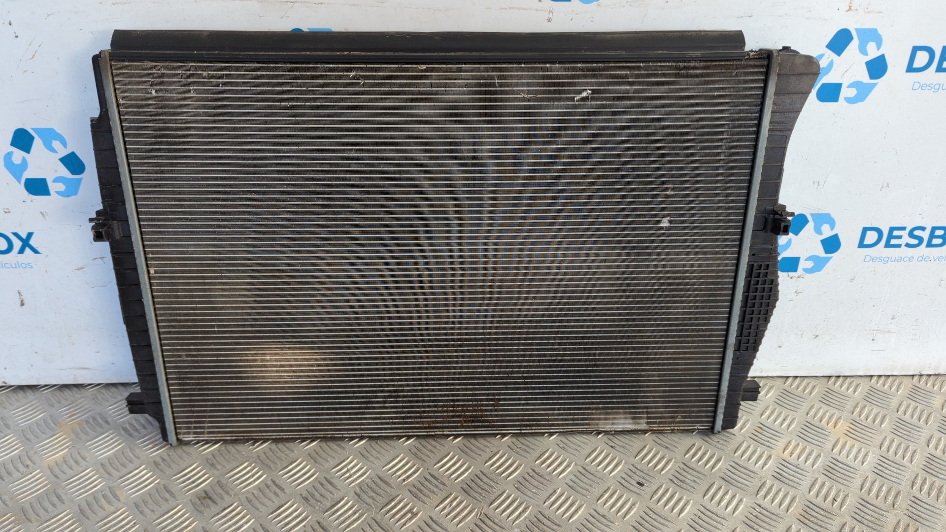 RADIADOR AGUA VOLKSWAGEN TIGUAN - vista 2