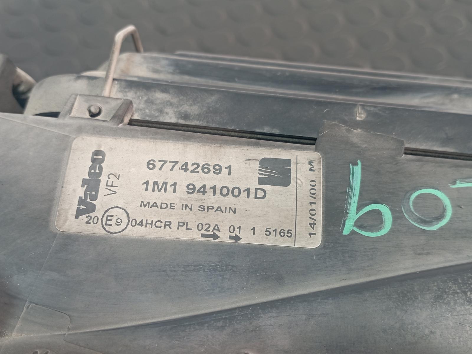 FARO IZQUIERDO SEAT LEON (1M1) - vista 2