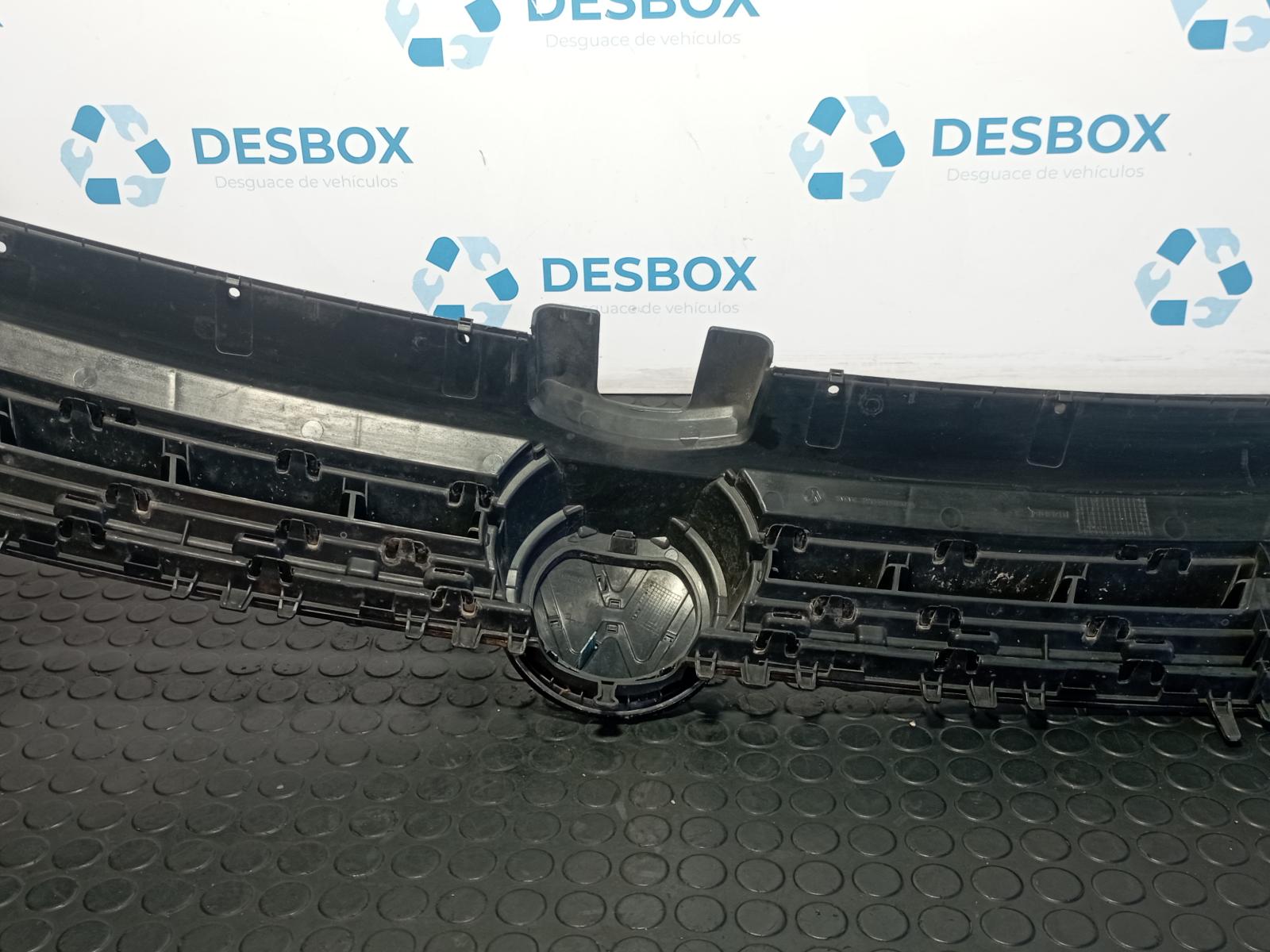 REJILLA DELANTERA VOLKSWAGEN GOLF VII LIM. - vista 2