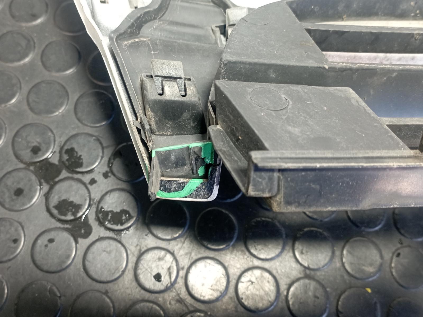 REJILLA DELANTERA CITROEN JUMPY - vista 5