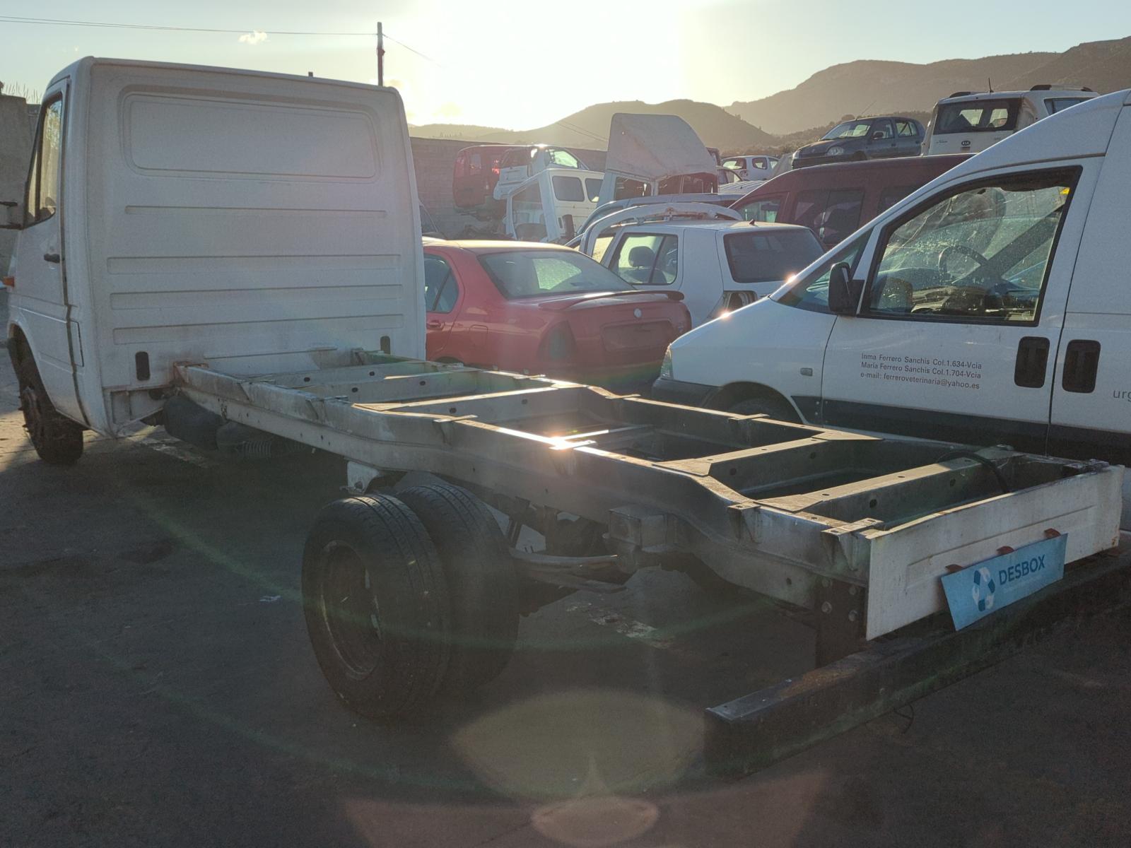 JUEGO LLANTAS MERCEDES-BENZ SPRINTER 02.00 -> CAJA ABIERTA - vista 8