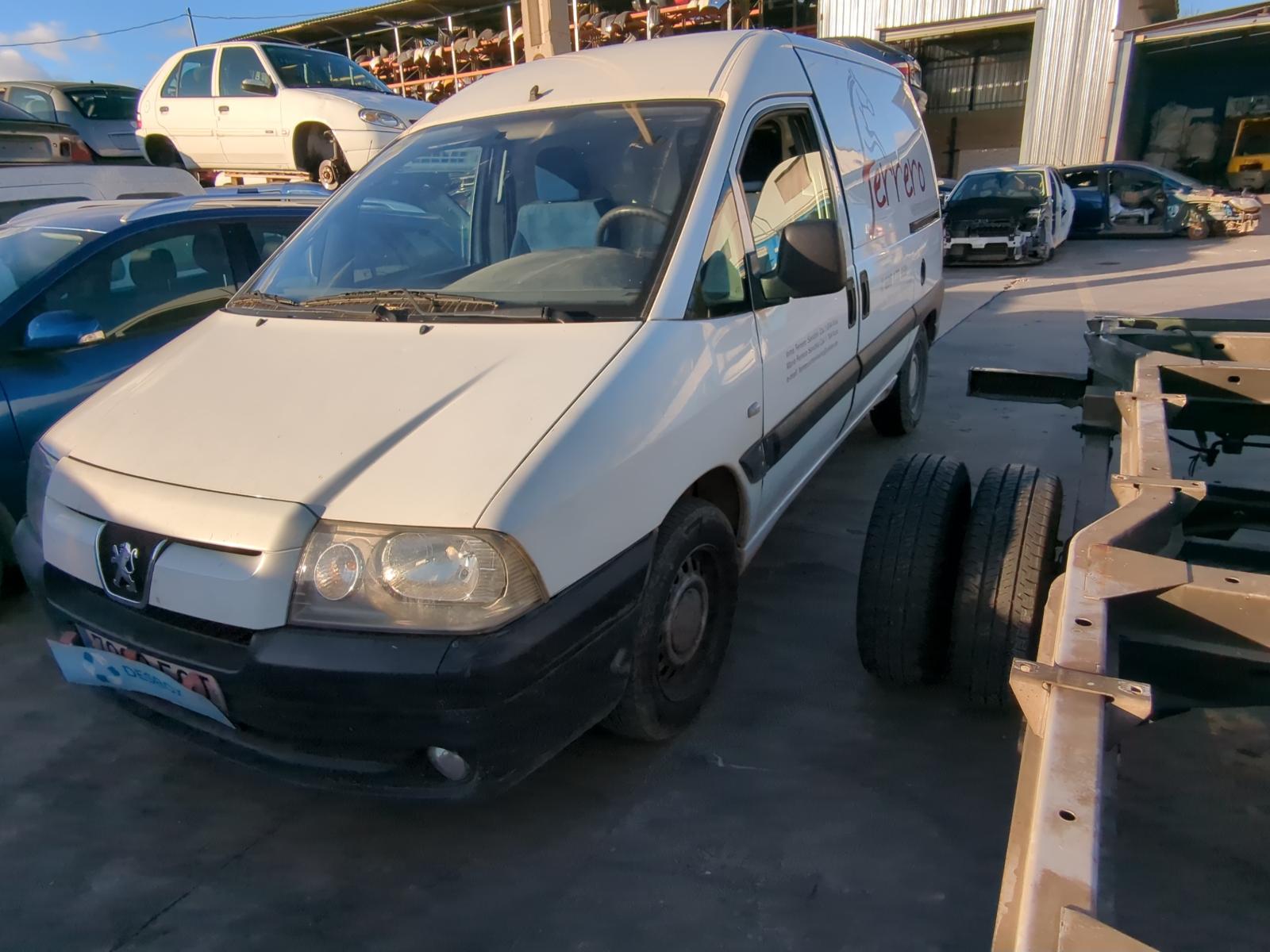 RADIADOR AGUA PEUGEOT EXPERT - vista 2