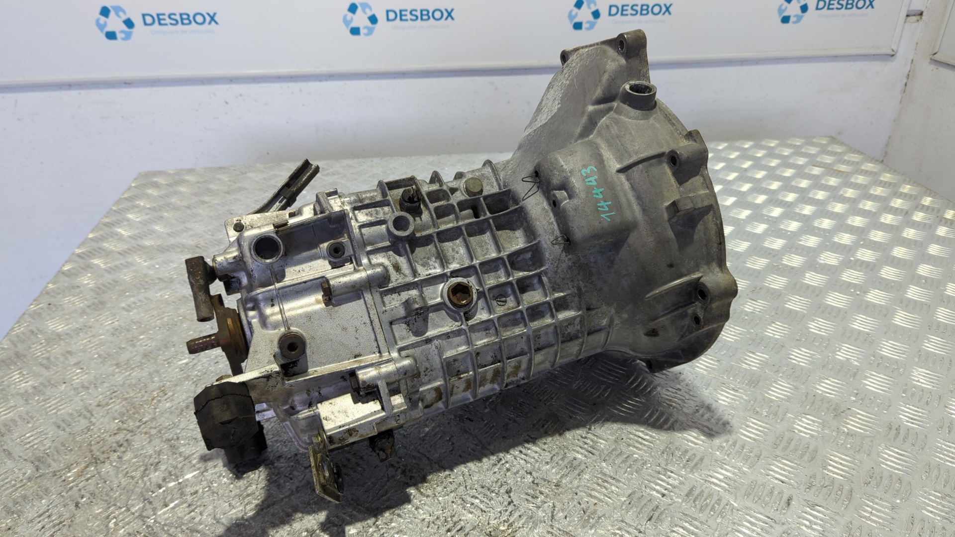 CAJA CAMBIOS BMW SERIE 3 BERLINA (E30) - vista 2