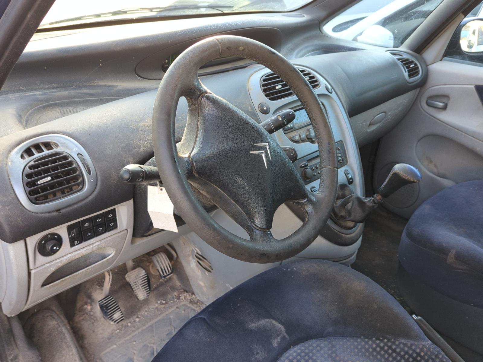 PILOTO TRASERO DERECHO CITROEN XSARA PICASSO - vista 3