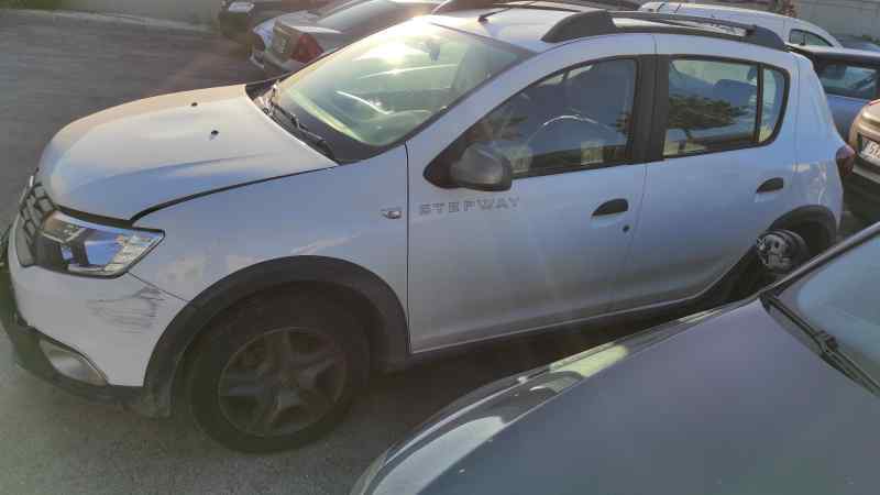 PUERTA TRASERA IZQUIERDA DACIA SANDERO