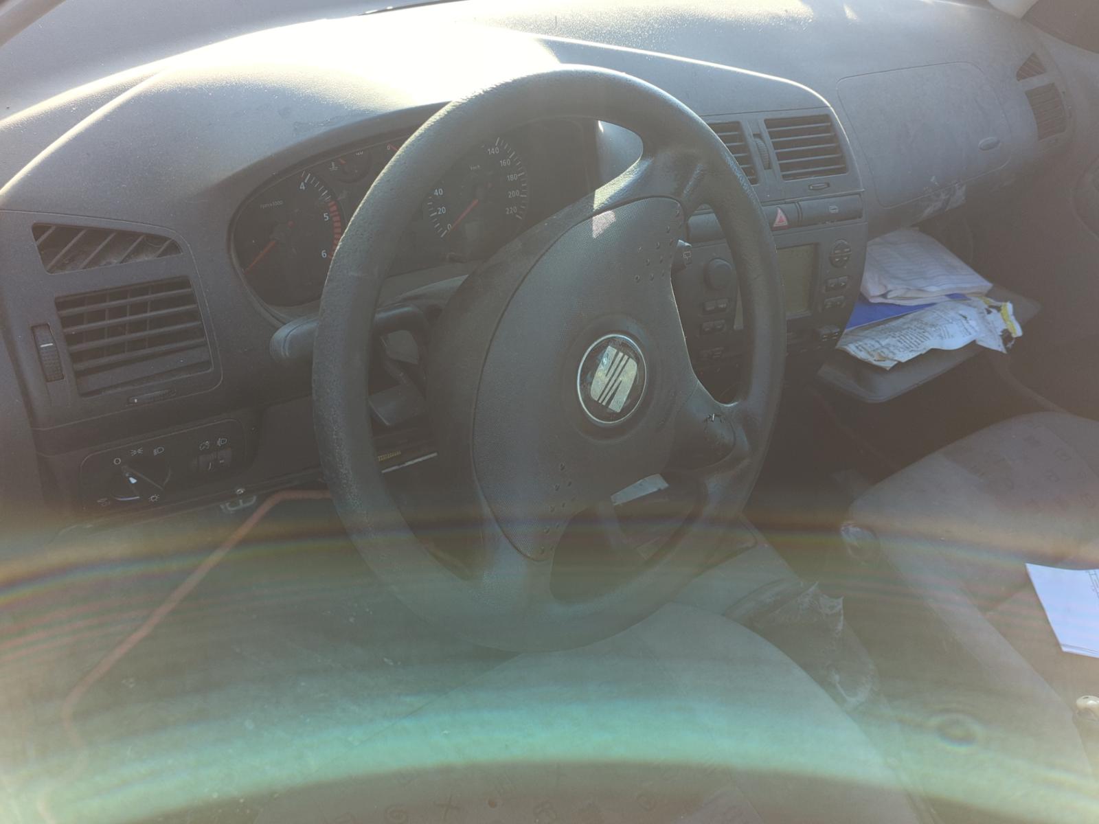 PUERTA DELANTERA IZQUIERDA SEAT IBIZA (6K1) - vista 4