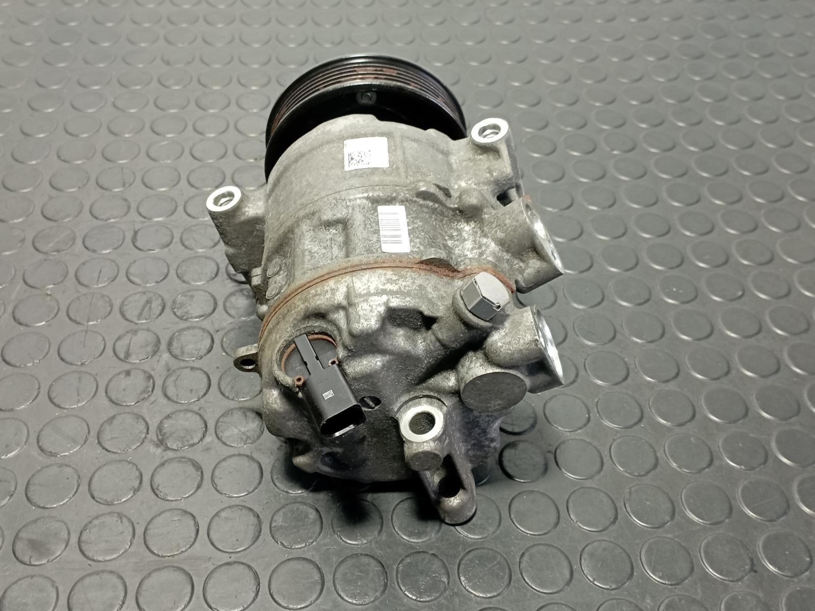 CONMUTADOR DE ARRANQUE VOLKSWAGEN GOLF VII LIM. - vista 4