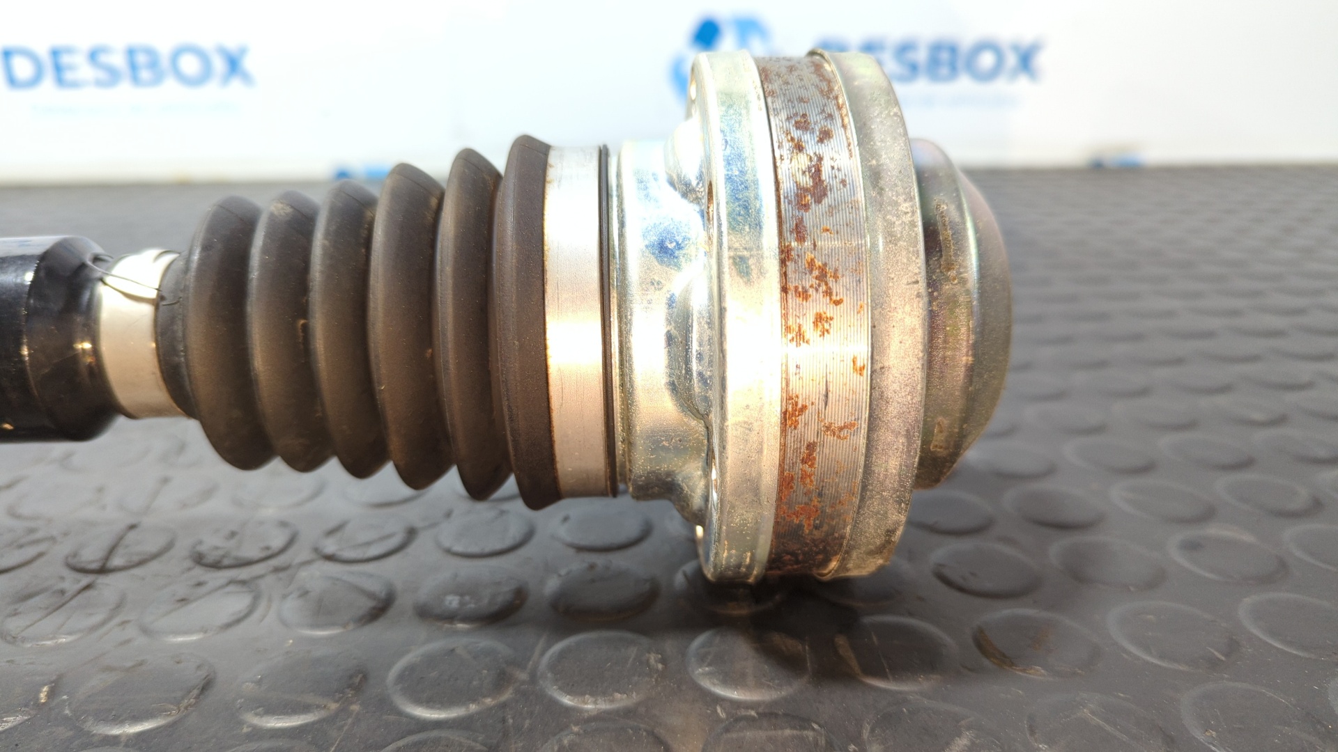 TRANSMISION DELANTERA DERECHA VOLKSWAGEN TIGUAN - vista 3