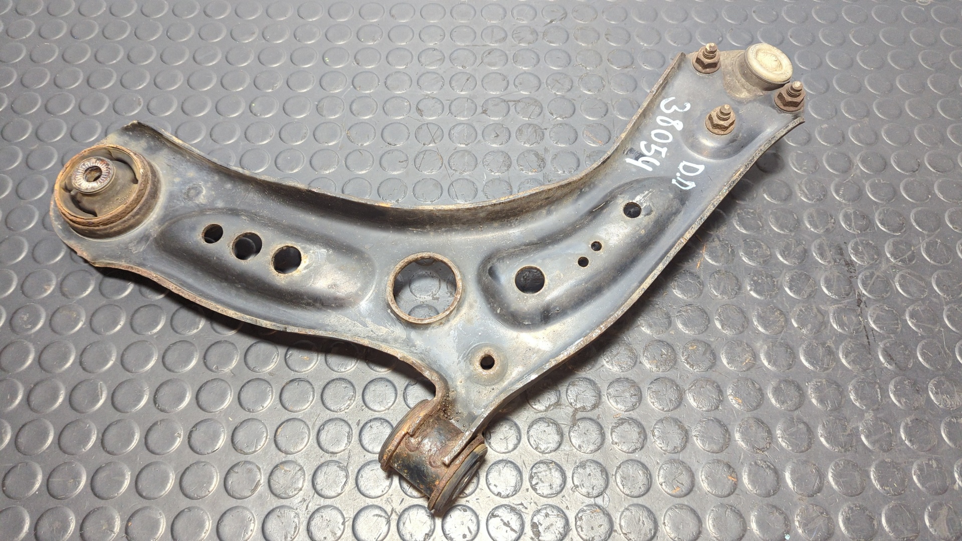 BRAZO DERECHO INFERIOR DELANTERO VOLKSWAGEN GOLF VII LIM. - vista 5