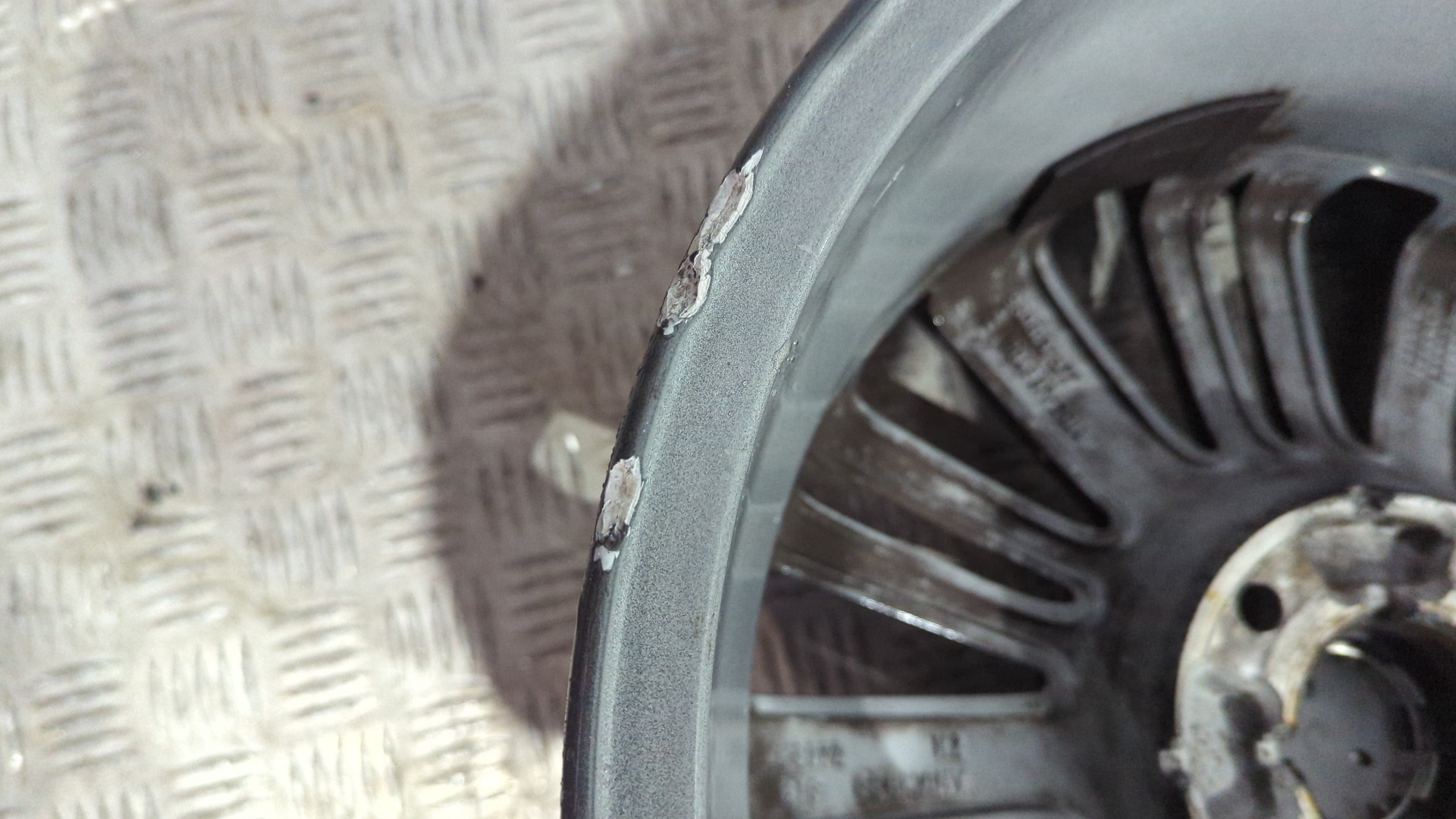 JUEGO LLANTAS PEUGEOT 208 - vista 7