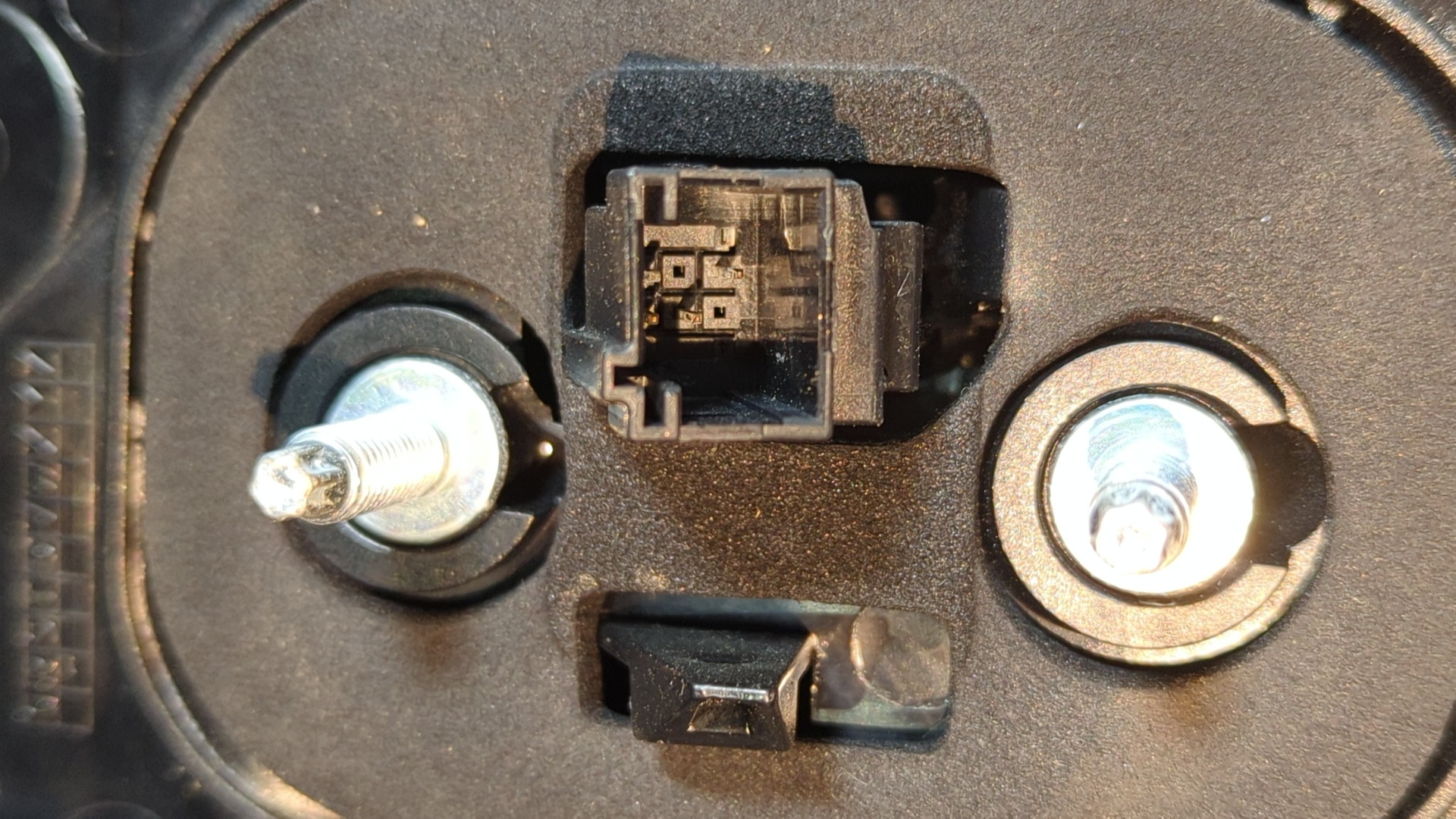 PILOTO PORTON IZQUIERDO PEUGEOT 2008 (--.2013->) - vista 7