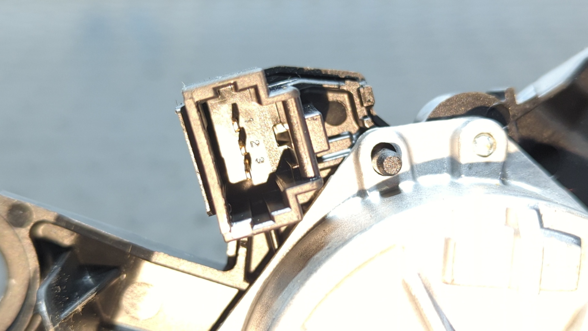 MOTOR LIMPIA TRASERO PEUGEOT 208 - vista 4