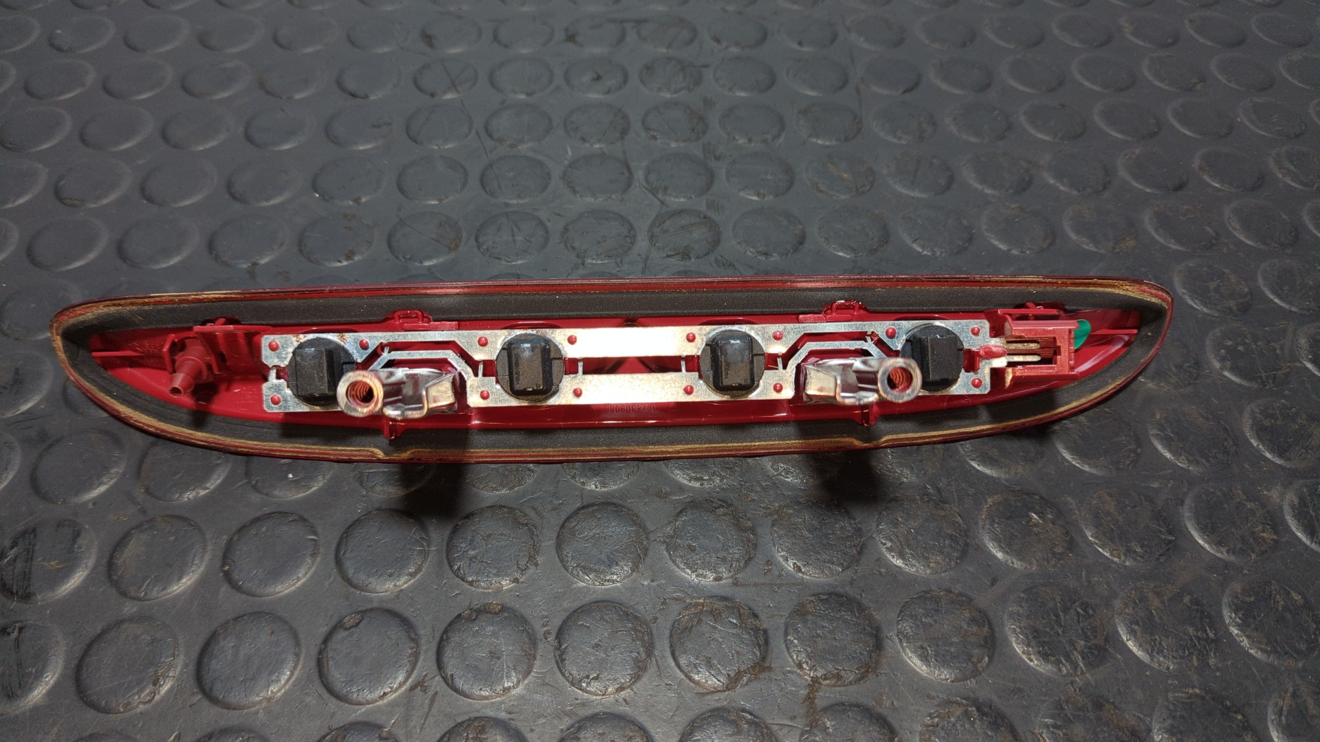 LUZ CENTRAL DE FRENO PEUGEOT 208 - vista 3