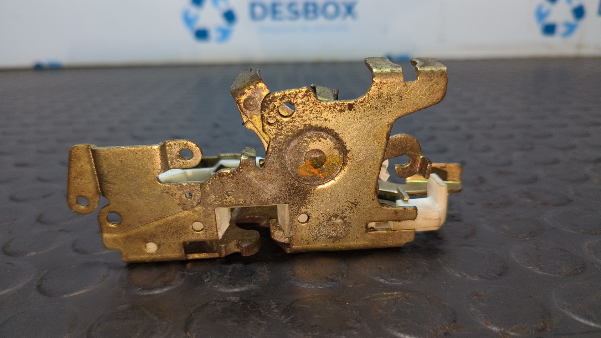 CERRADURA PUERTA DELANTERA DERECHA MERCEDES-BENZ VITO (W638) - vista 4