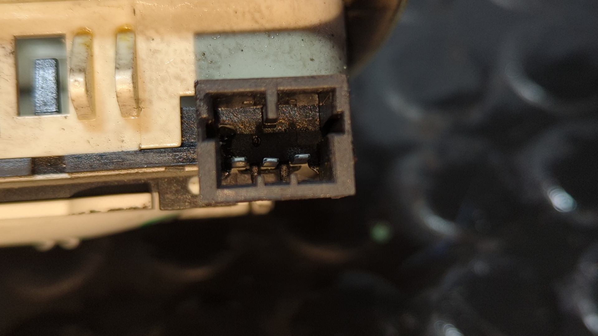 LUZ INTERIOR PEUGEOT BOXER CAJA CERR. TECHO ELEVADO (BAT.3450)(335)(2007 =>) - vista 2