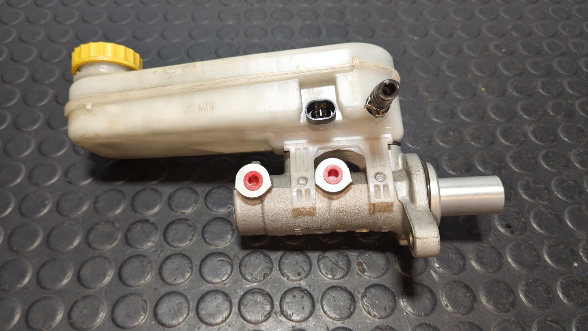 BOMBA FRENO PEUGEOT BOXER CAJA CERR. TECHO ELEVADO (BAT.3450)(335)(2007 =>) - vista 3