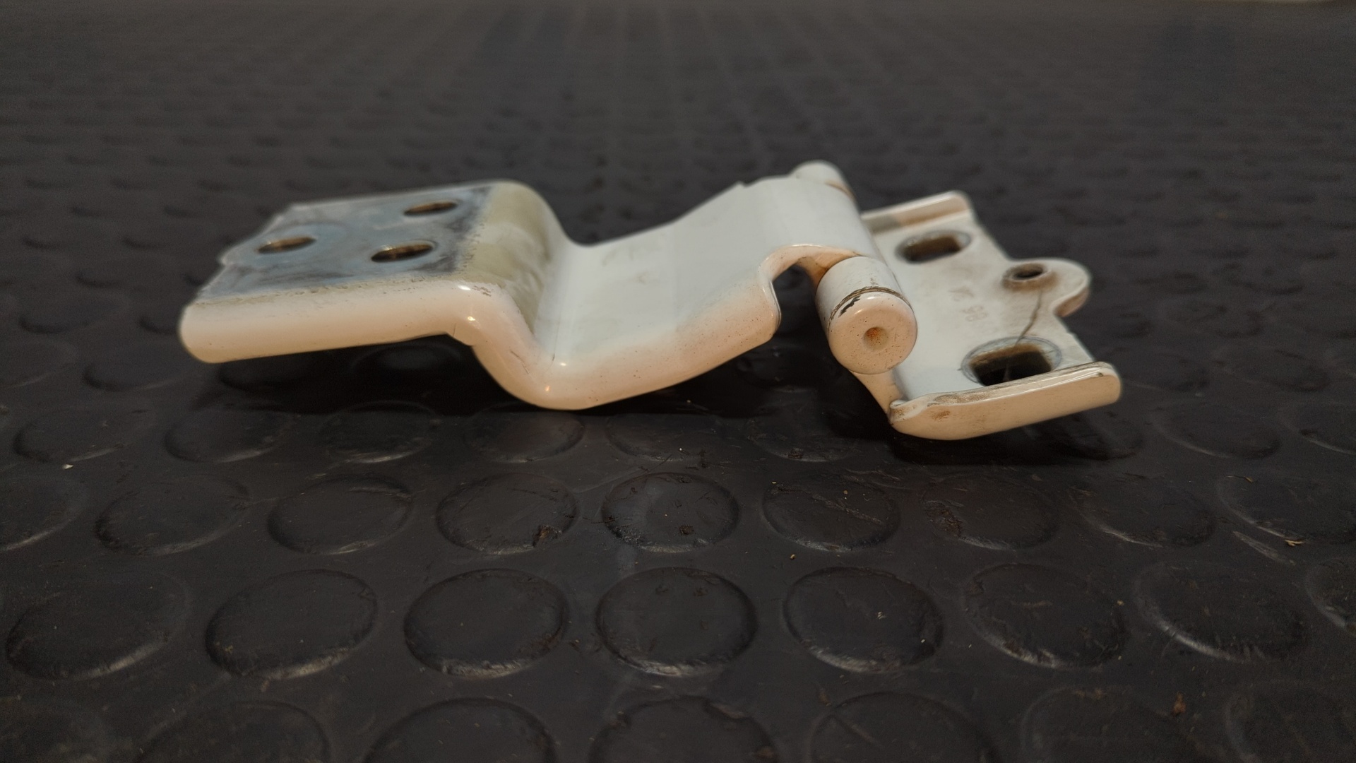 BISAGRA IZQUIERDA PORTON PEUGEOT BOXER CAJA CERR. TECHO ELEVADO (BAT.3450)(335)(2007 =>) - vista 2