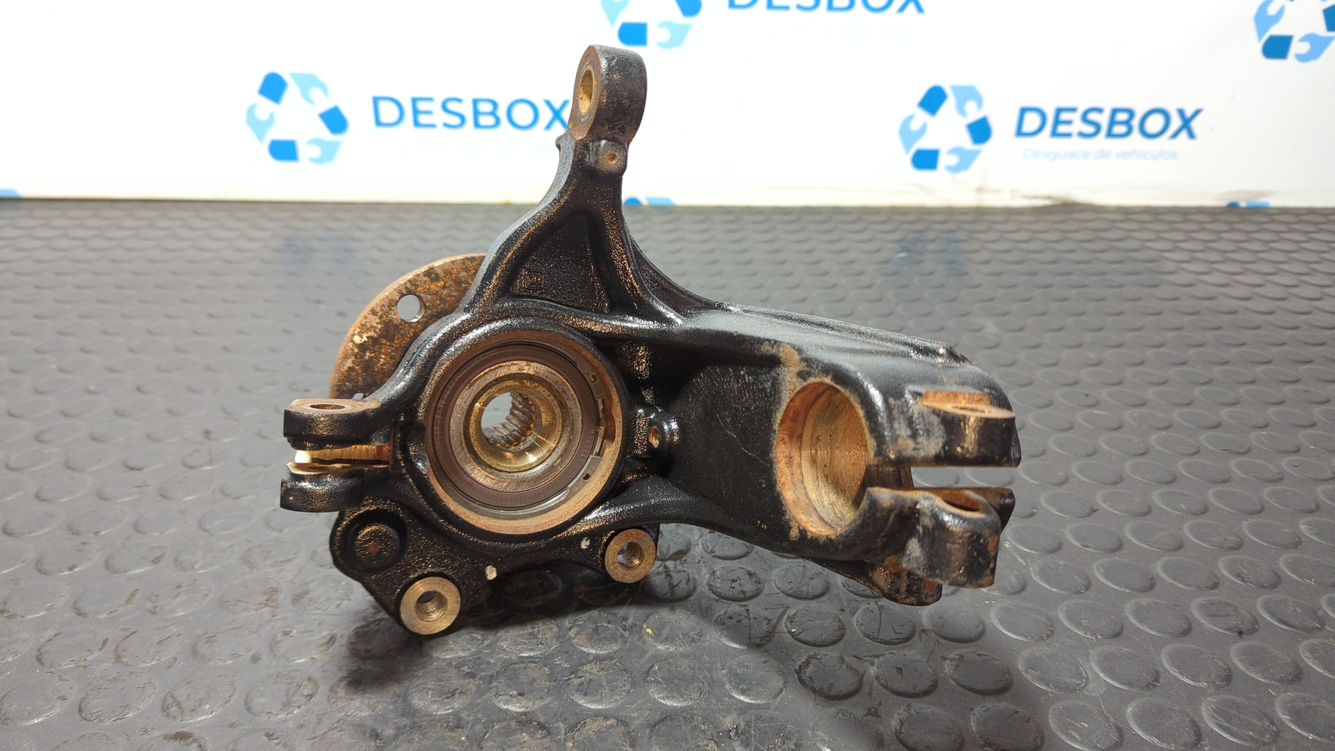 MANGUETA DELANTERA IZQUIERDA PEUGEOT 208