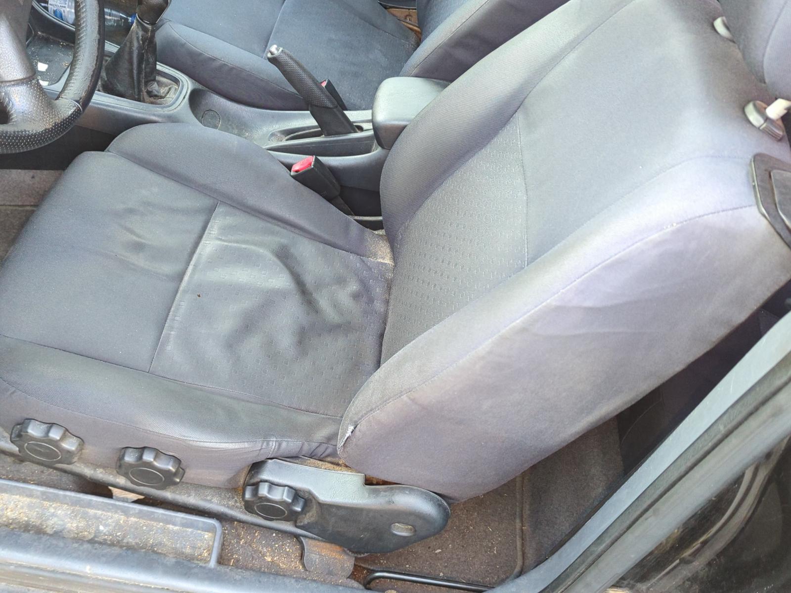 CINTURON DELANTERO DERECHO NISSAN ALMERA II Hatchback - vista 5