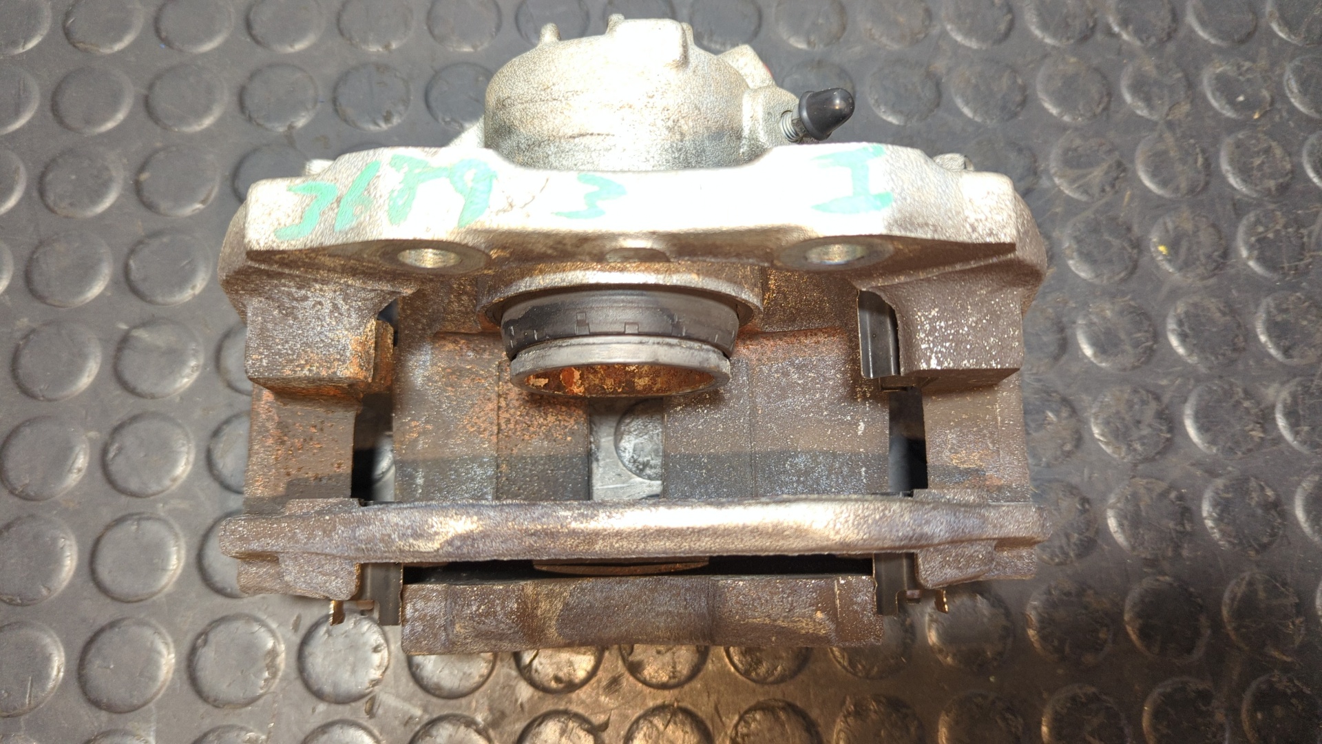 PINZA DE FRENO DELANTERA DERECHA PEUGEOT 208 - vista 4