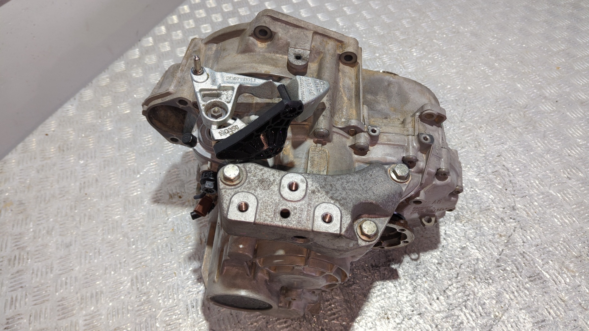 CAJA CAMBIOS VOLKSWAGEN TIGUAN - vista 5