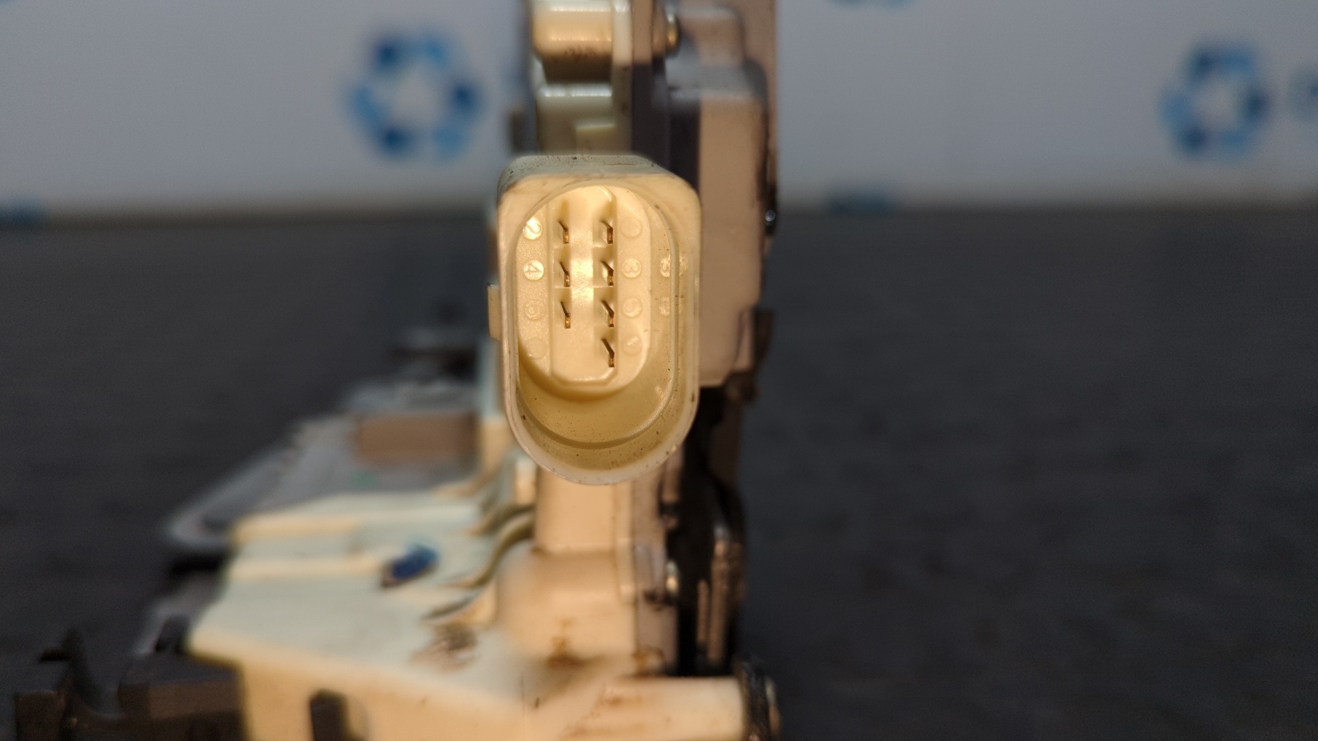 CERRADURA PUERTA DELANTERA DERECHA SEAT LEON (1P1) - vista 2