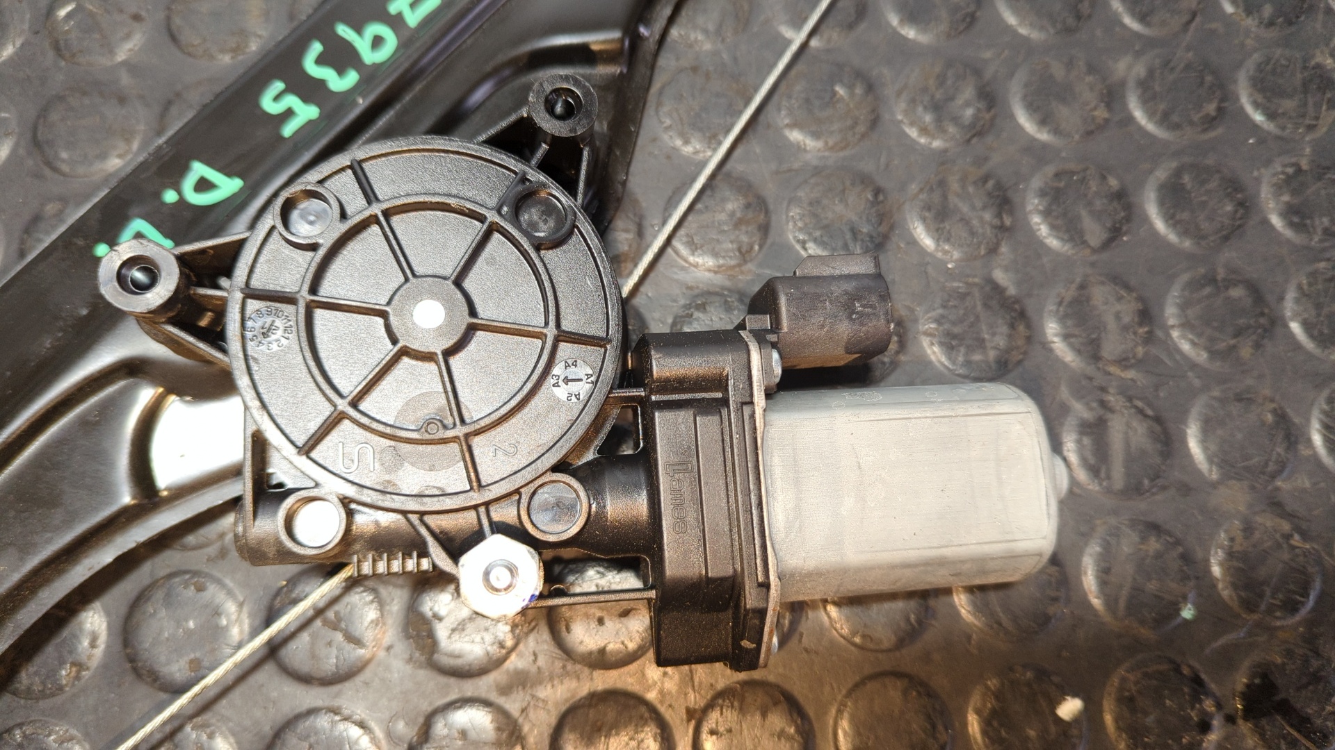 ELEVALUNAS DELANTERO DERECHO PEUGEOT BOXER Furgoneta - vista 3