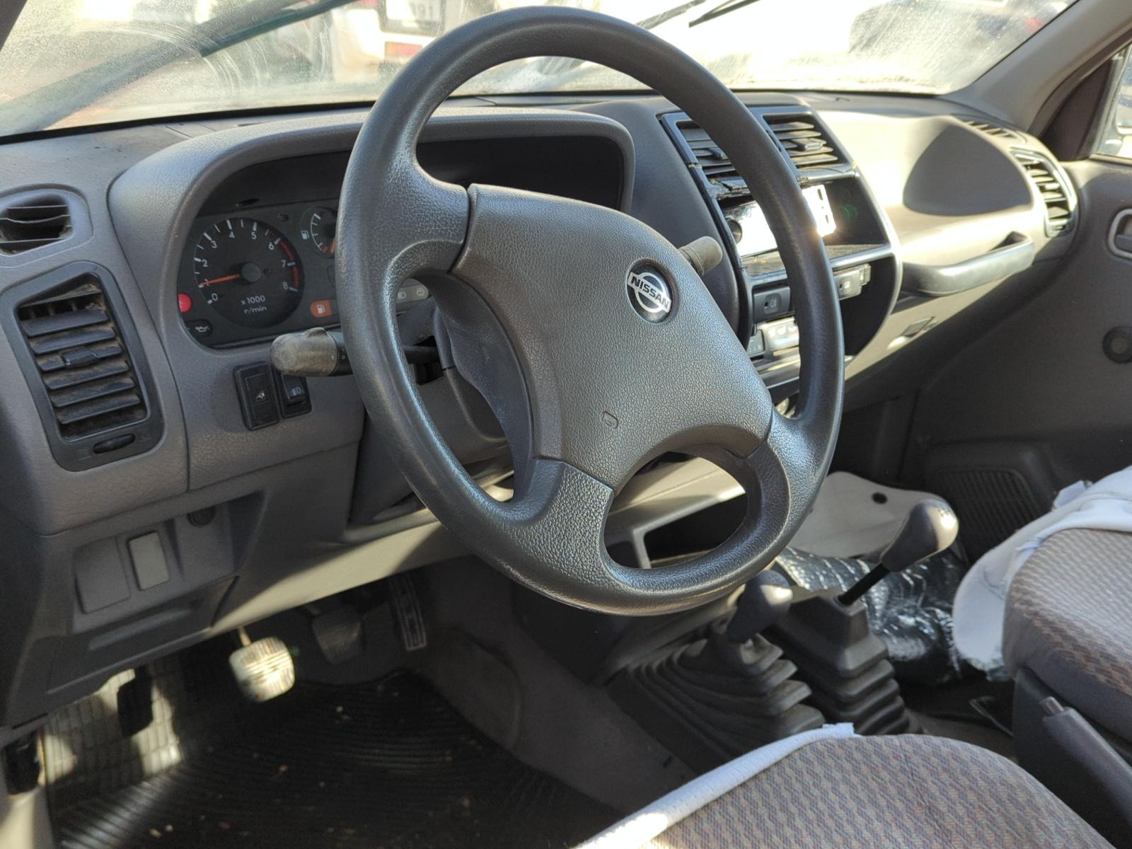 PILOTO TRASERO IZQUIERDO PARAGOLPES NISSAN TERRANO II - vista 7