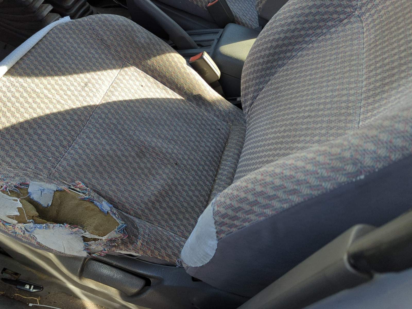 PILOTO TRASERO IZQUIERDO PARAGOLPES NISSAN TERRANO II - vista 8