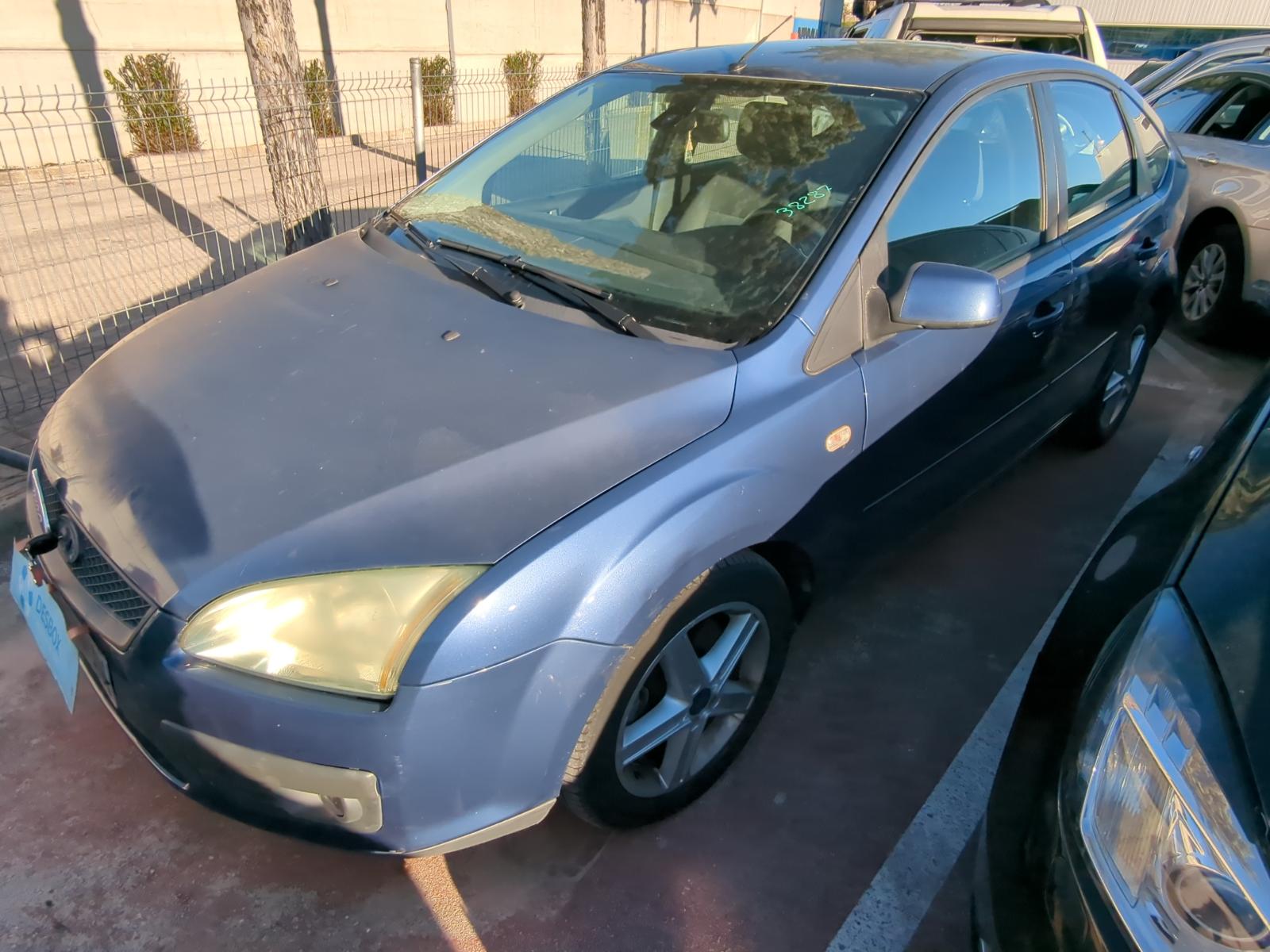 CERRADURA MALETERO / PORTON FORD FOCUS BERLINA (CAP) - recambio desguace - vista 2
