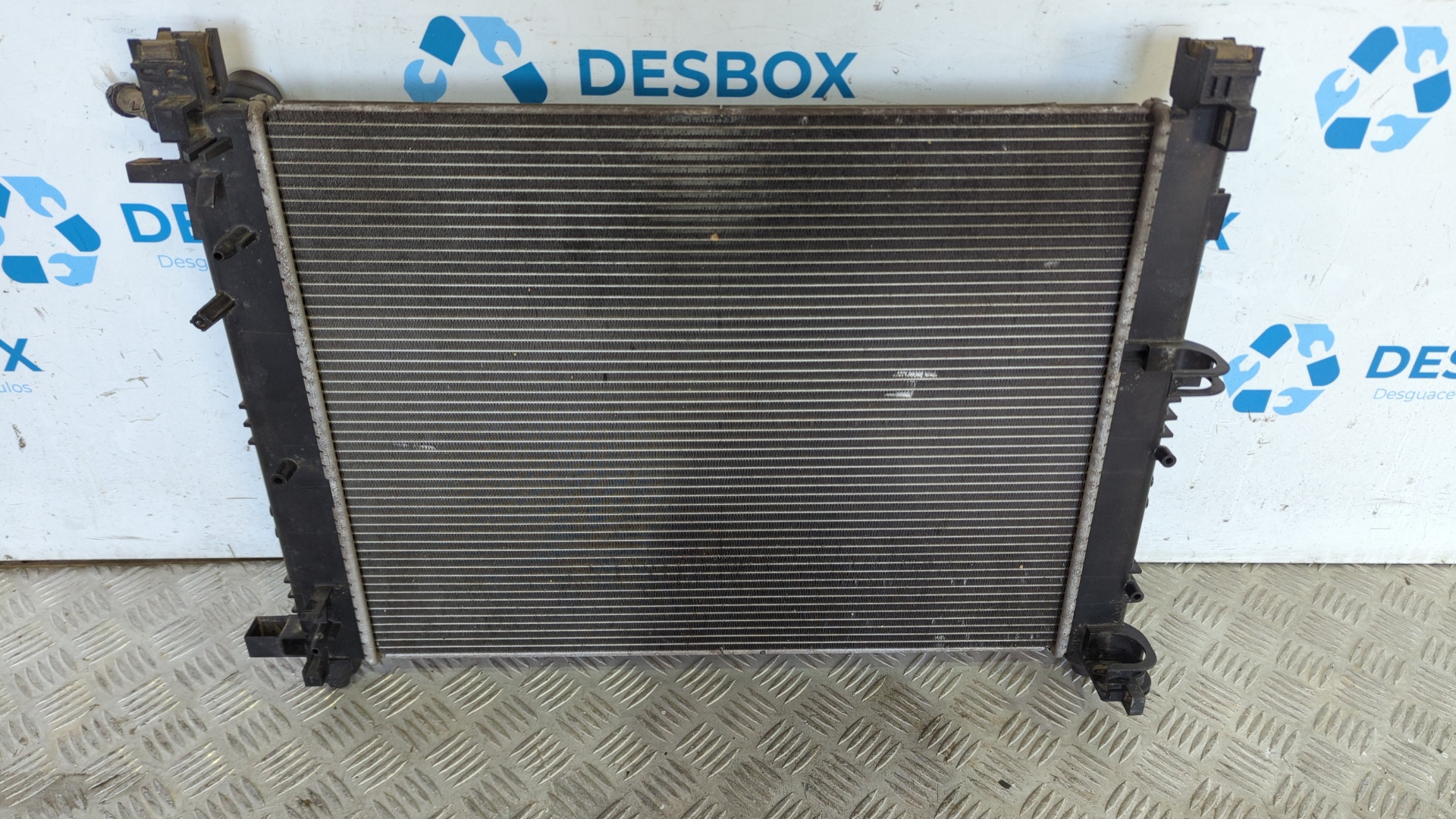 RADIADOR AGUA DACIA SANDERO - vista 2